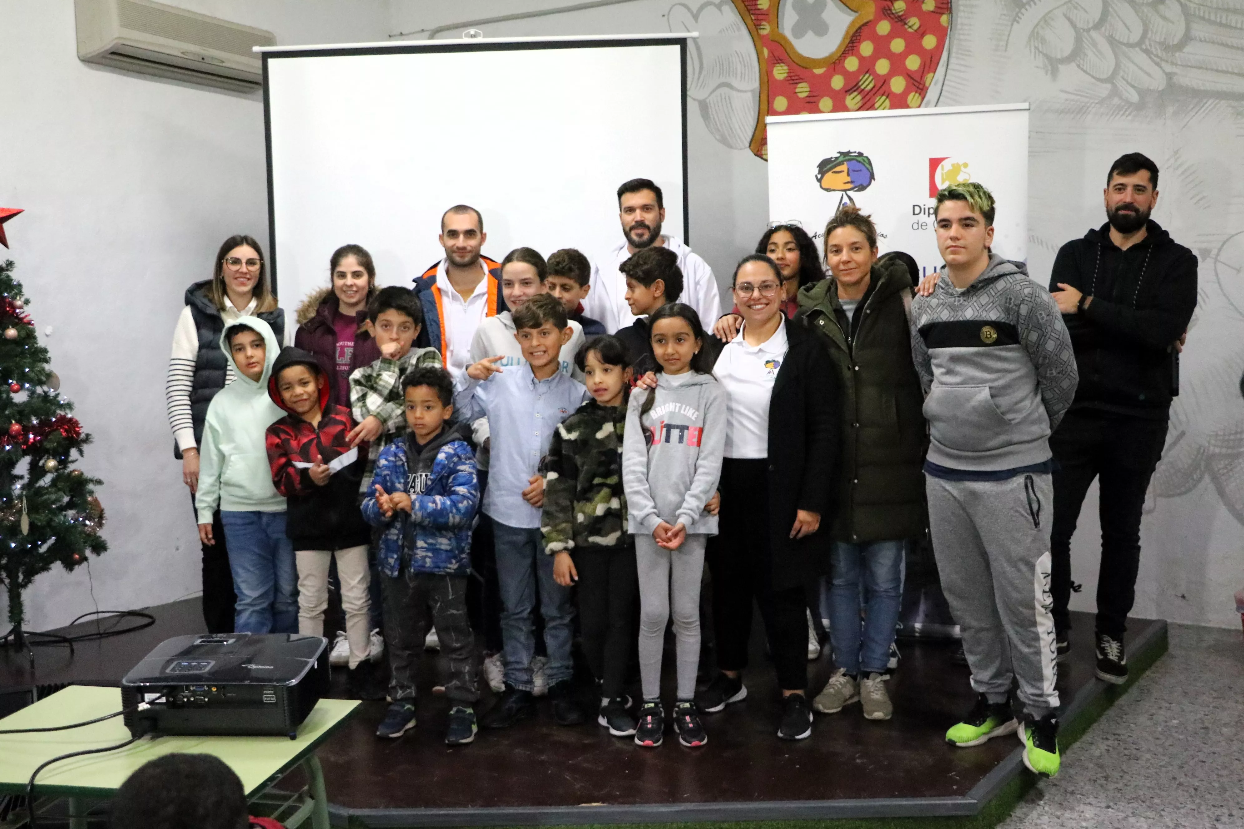 Presentación del videoclip "Mi pueblo en rap" de Acuarela de Barrios