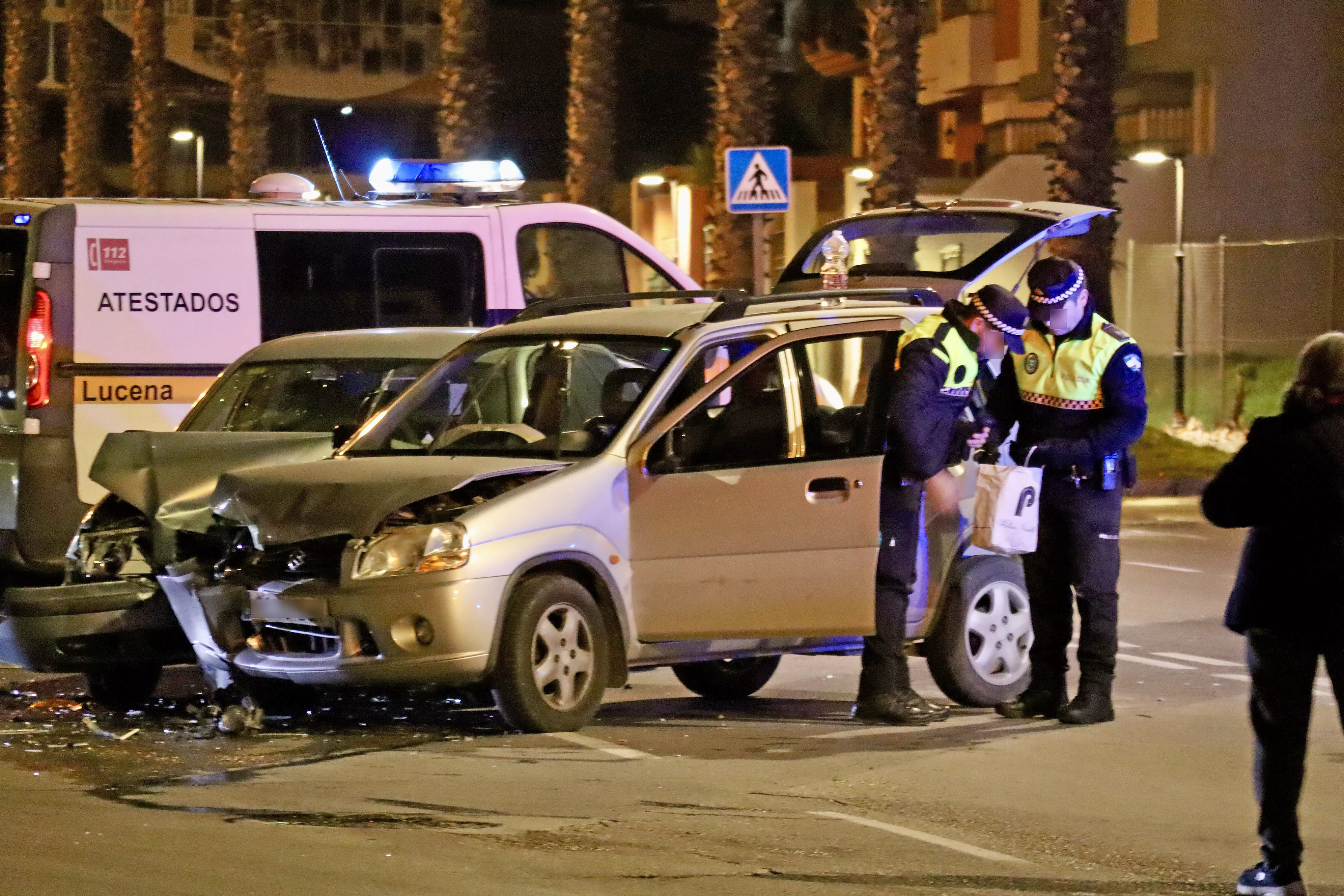 Accidente rotonda avenida Miguel Cuenca Valdivia/Calle del Aceite