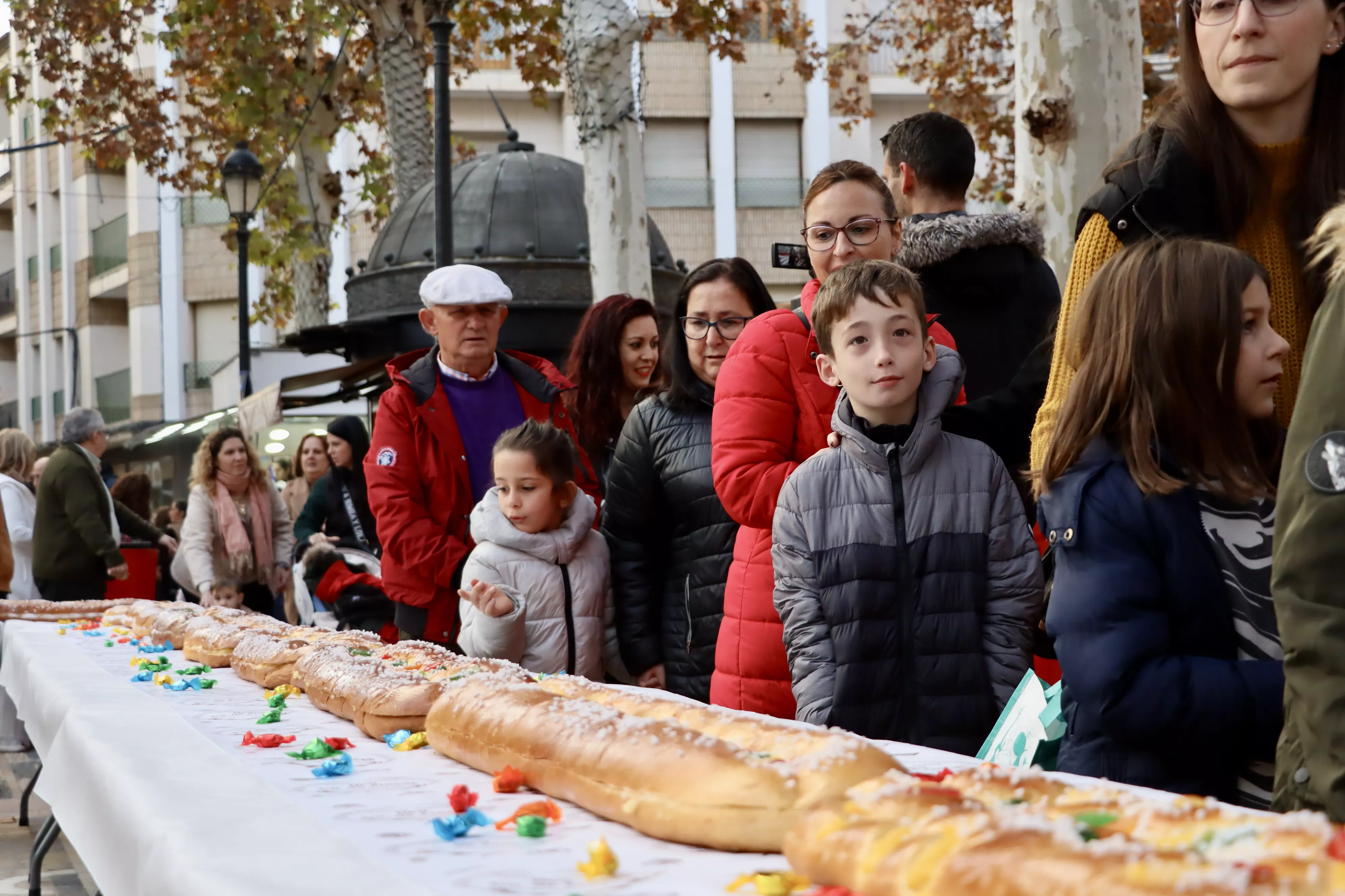 Roscón de Reyes Gigante 2024 Roscón de Reyes Gigante 2024