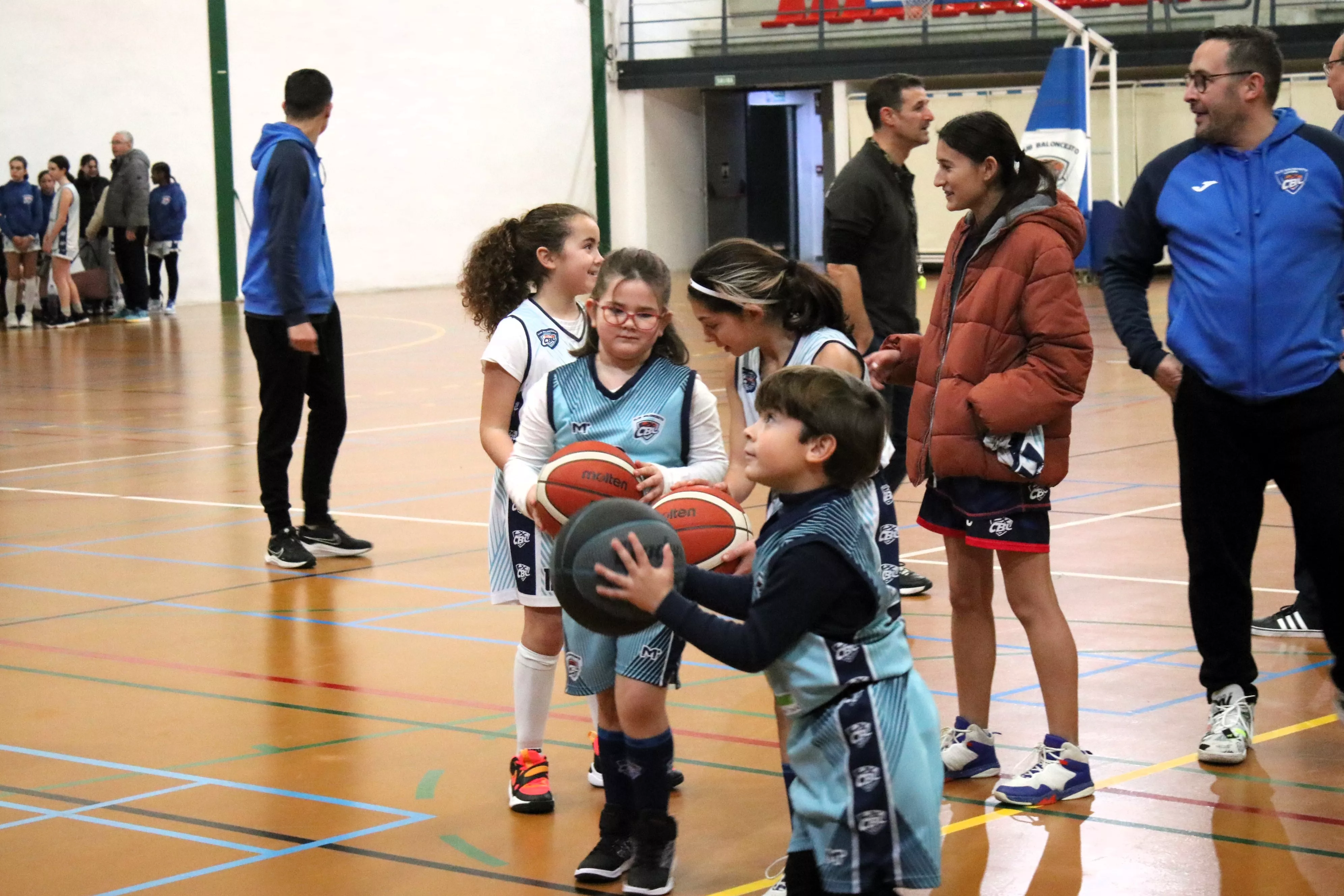 III Torneo de Baloncesto "Zapatillas Solidarias"