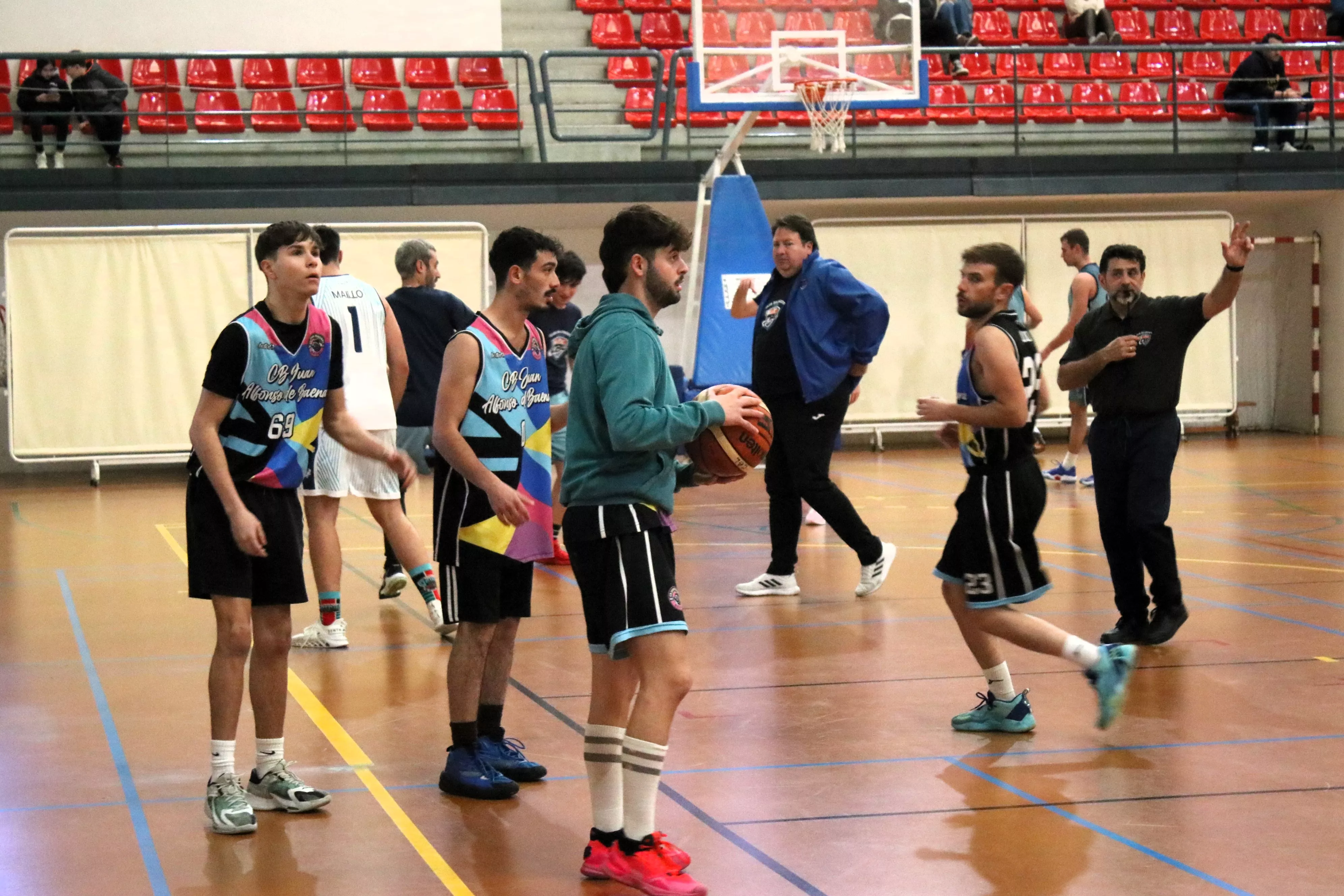 III Torneo de Baloncesto "Zapatillas Solidarias"