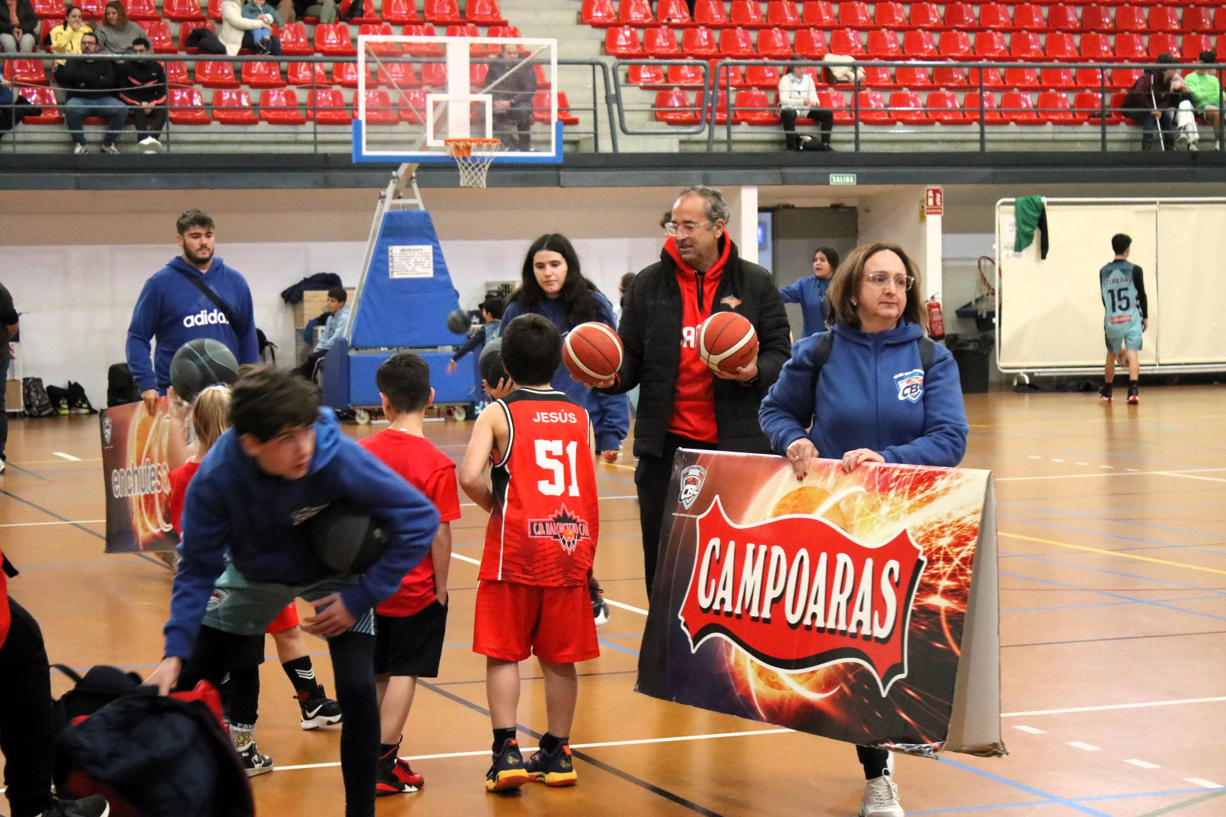 III Torneo de Baloncesto "Zapatillas Solidarias"