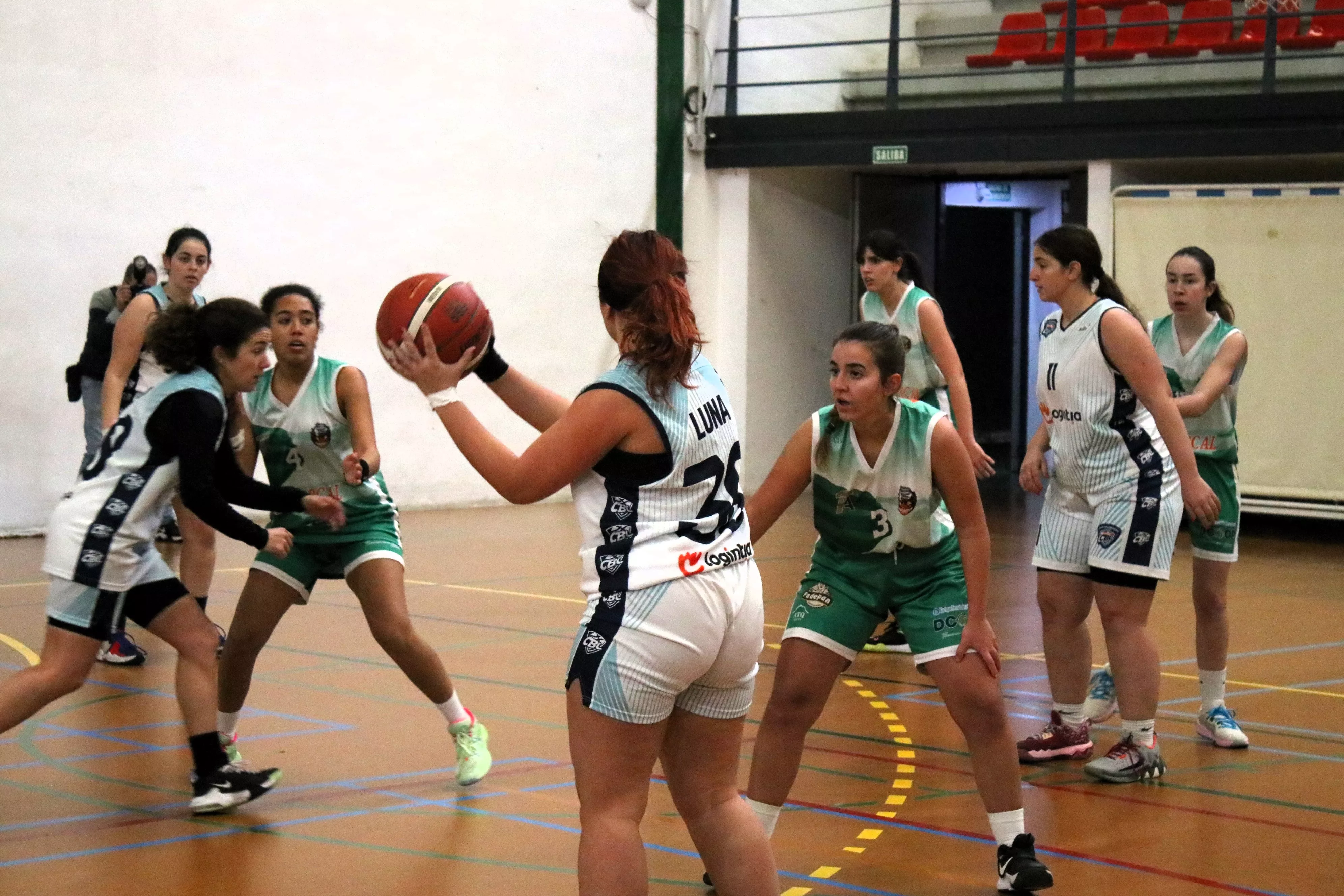 III Torneo de Baloncesto "Zapatillas Solidarias"