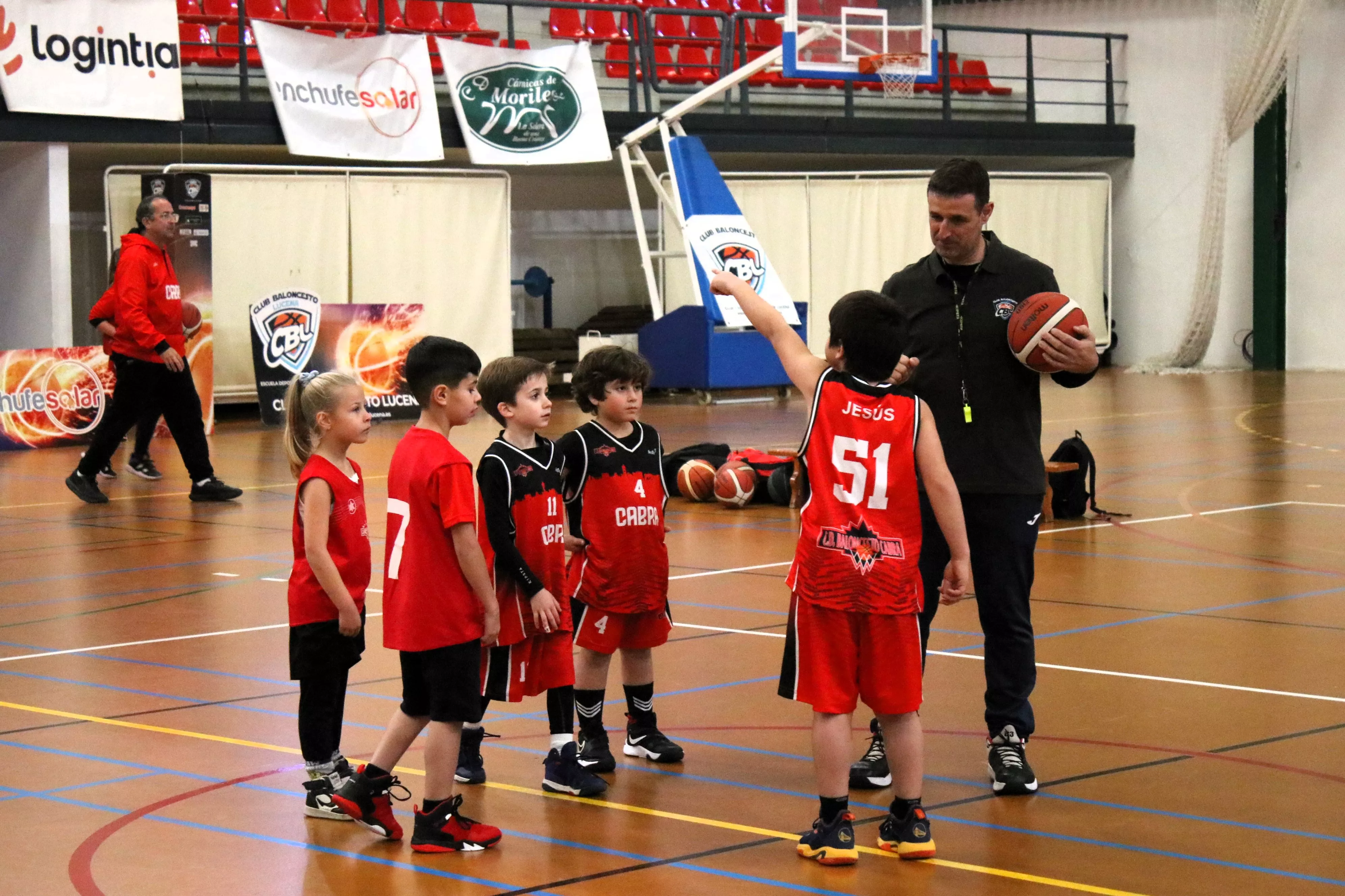 III Torneo de Baloncesto "Zapatillas Solidarias"