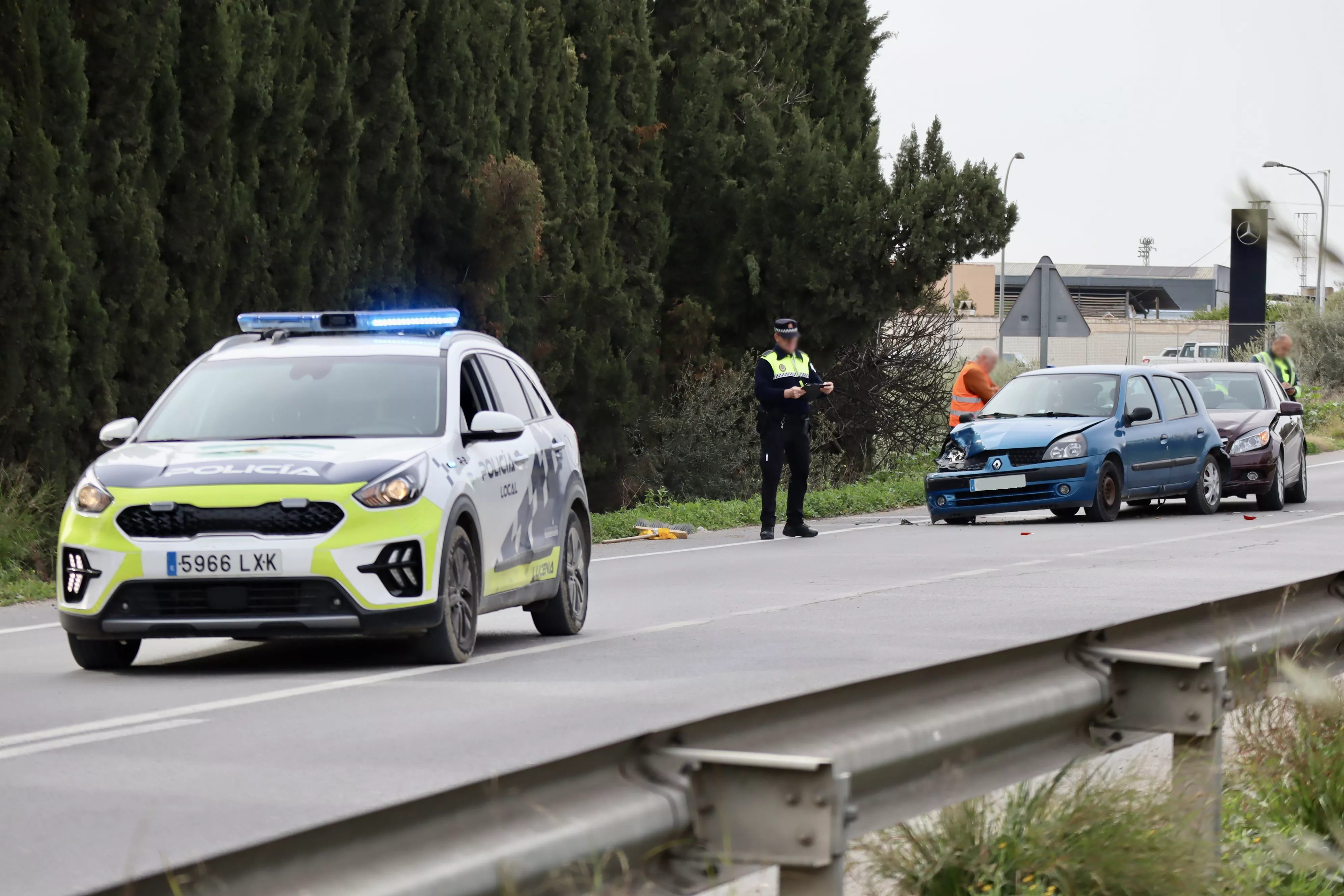 Una imagen del accidente de tráfico de esta tarde junto al Bar Las Peñuelas