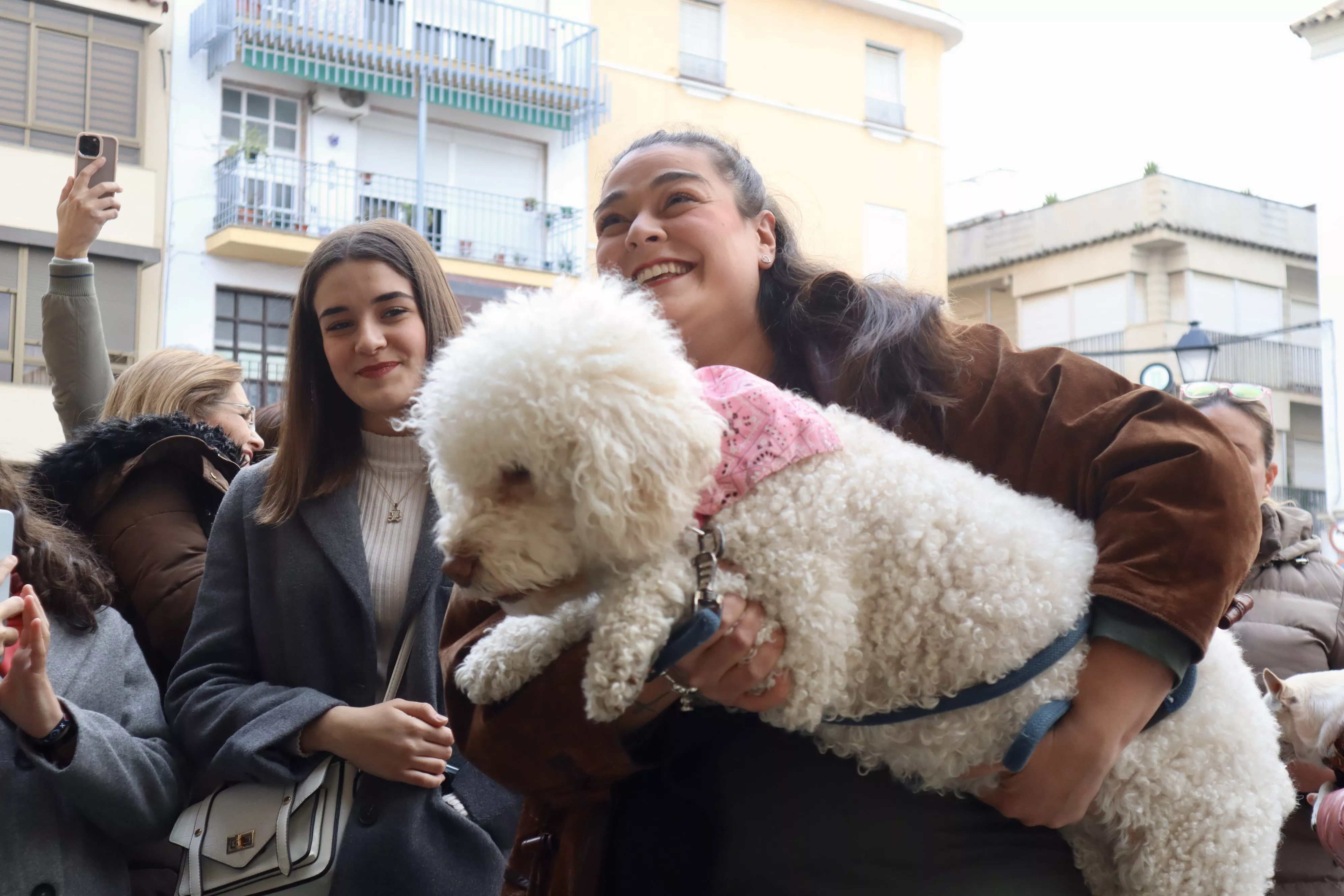 Bendición de las mascotas en la parroquia de Santiago