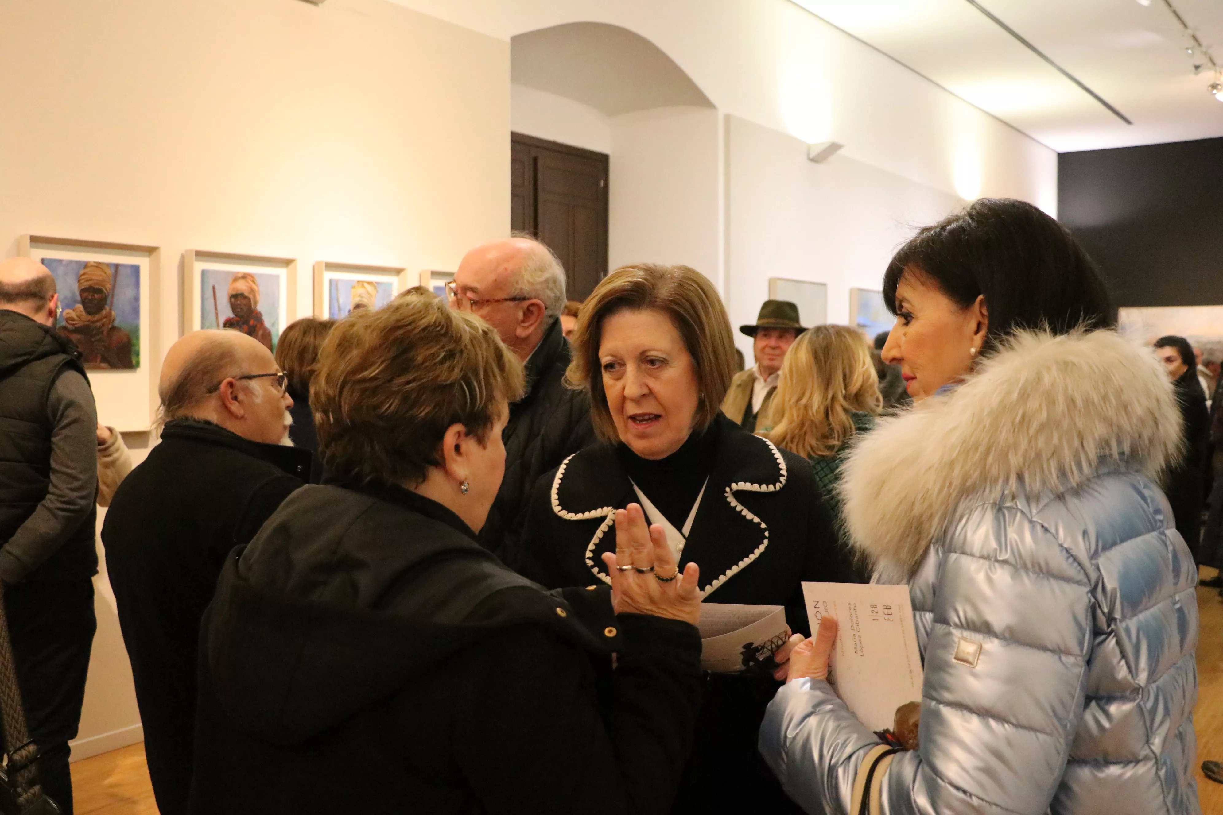 Exposición 'Miradas Itinerantes' de María Dolores López Cibanto