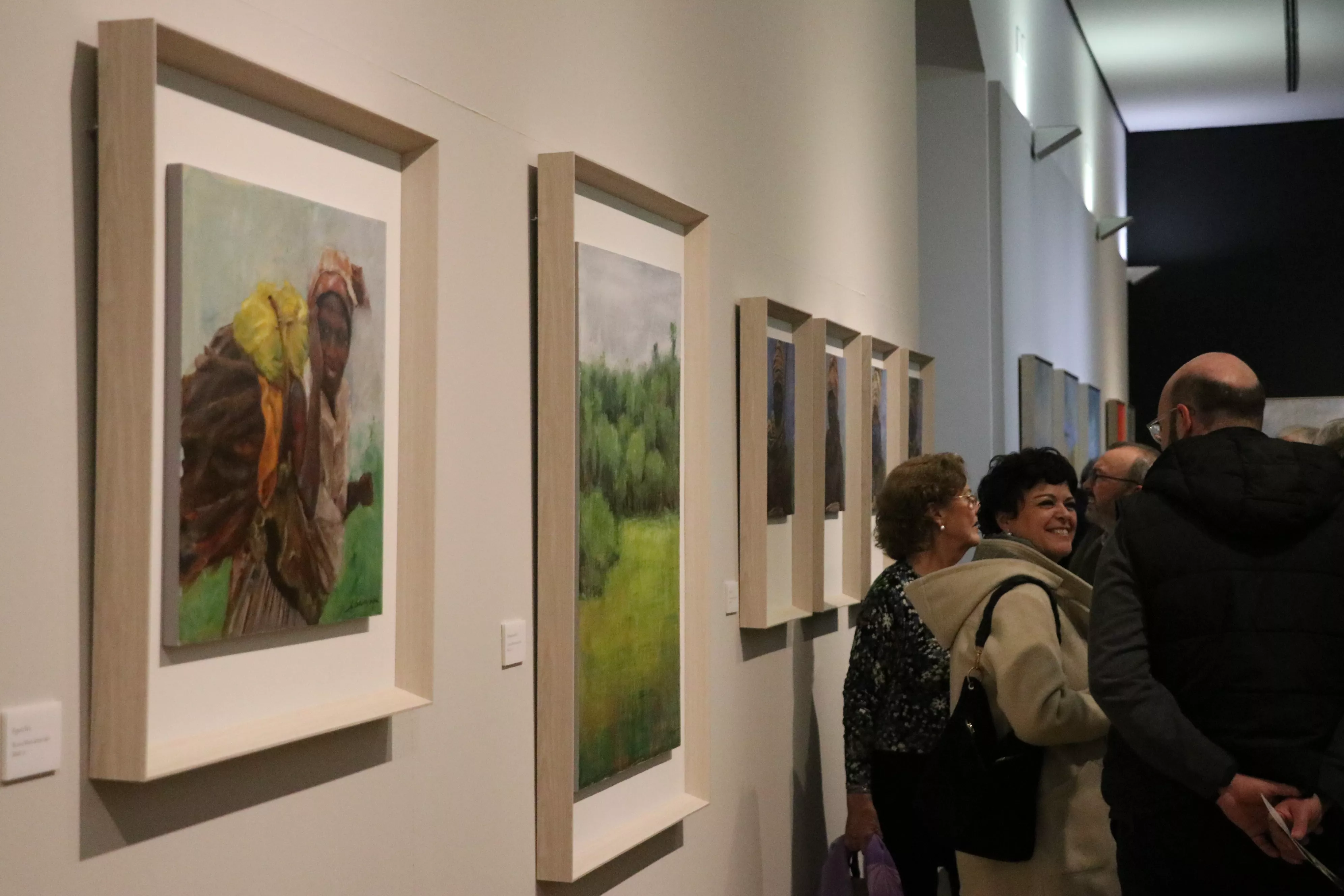 Exposición 'Miradas Itinerantes' de María Dolores López Cibanto