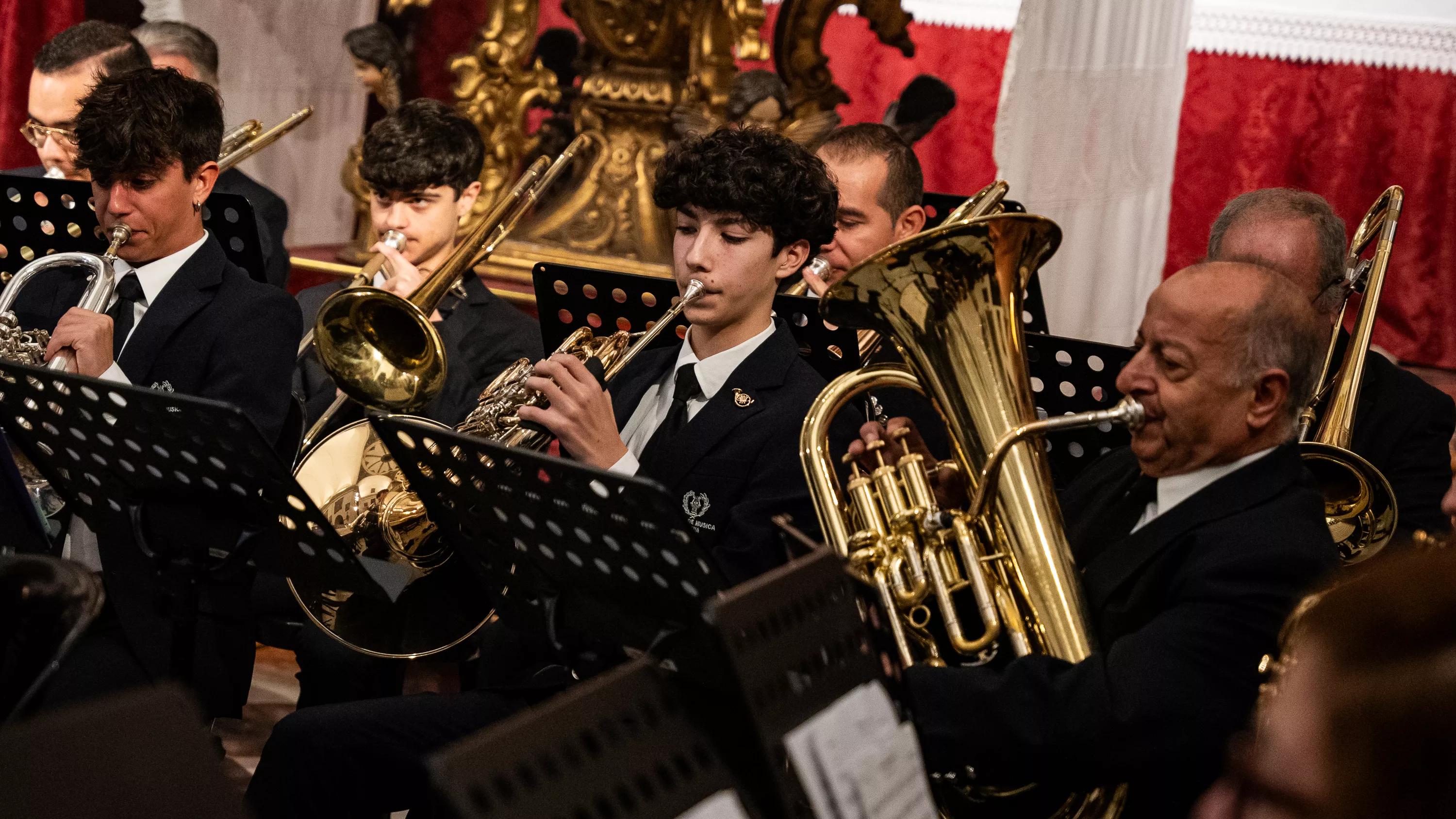 Centenario de la Sangre: Presentación banderín Vocalía de Juventud y marcha procesional