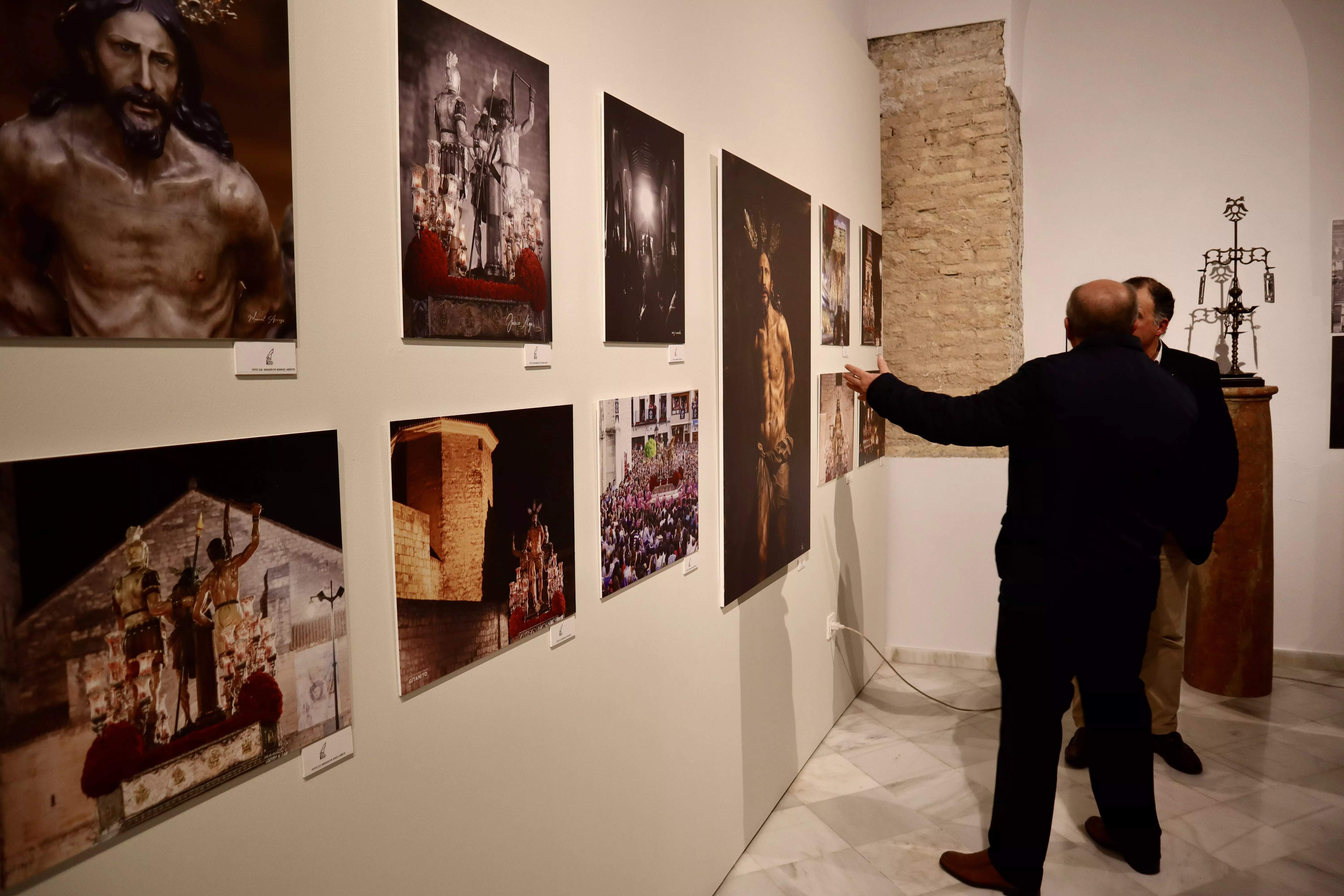 Exposición "Cien años de Columna, Paz y Esperanza en Lucena"