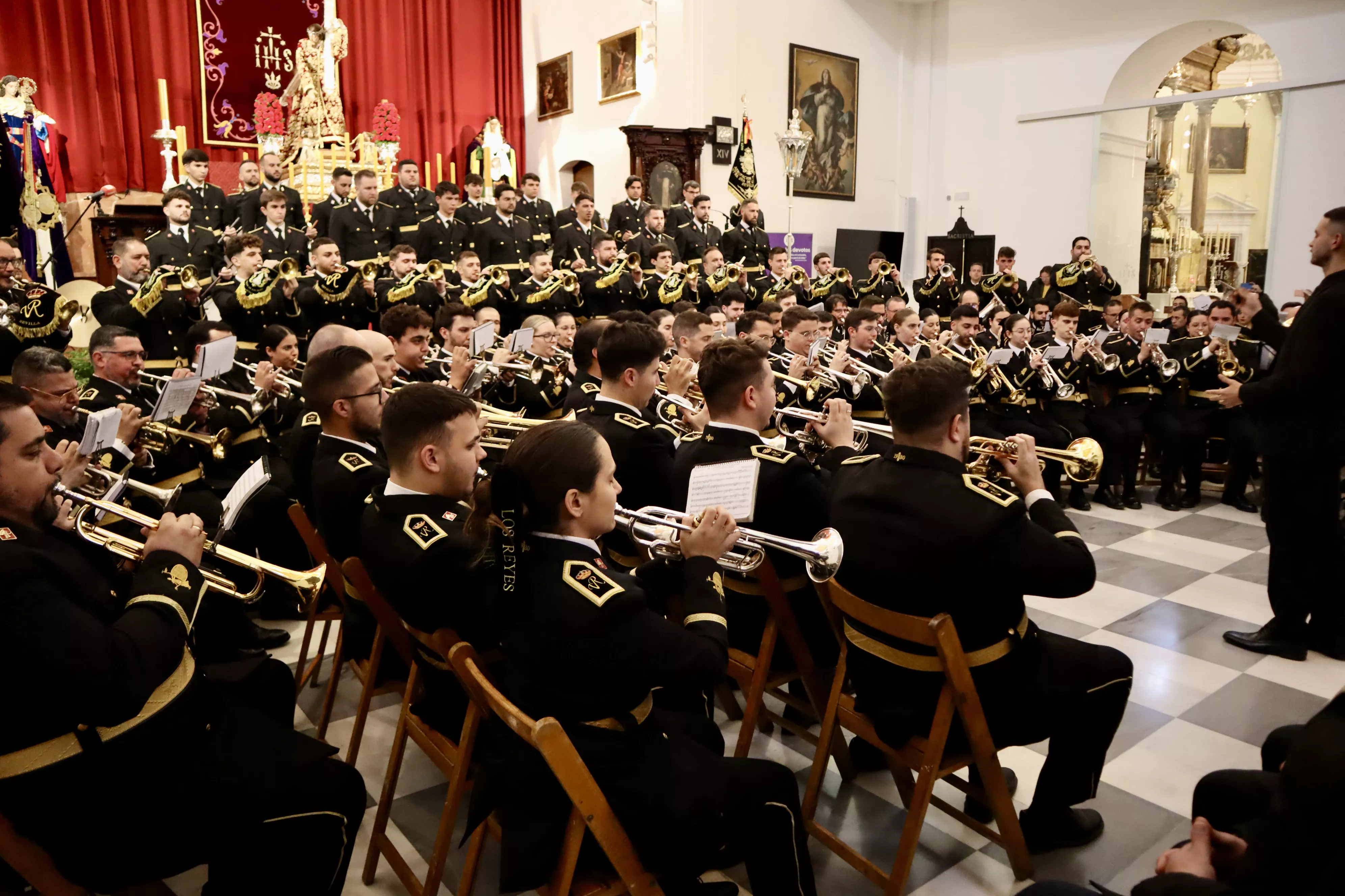 Concierto de la Agrupación Musical Virgen de los Reyes de Sevilla en Lucena