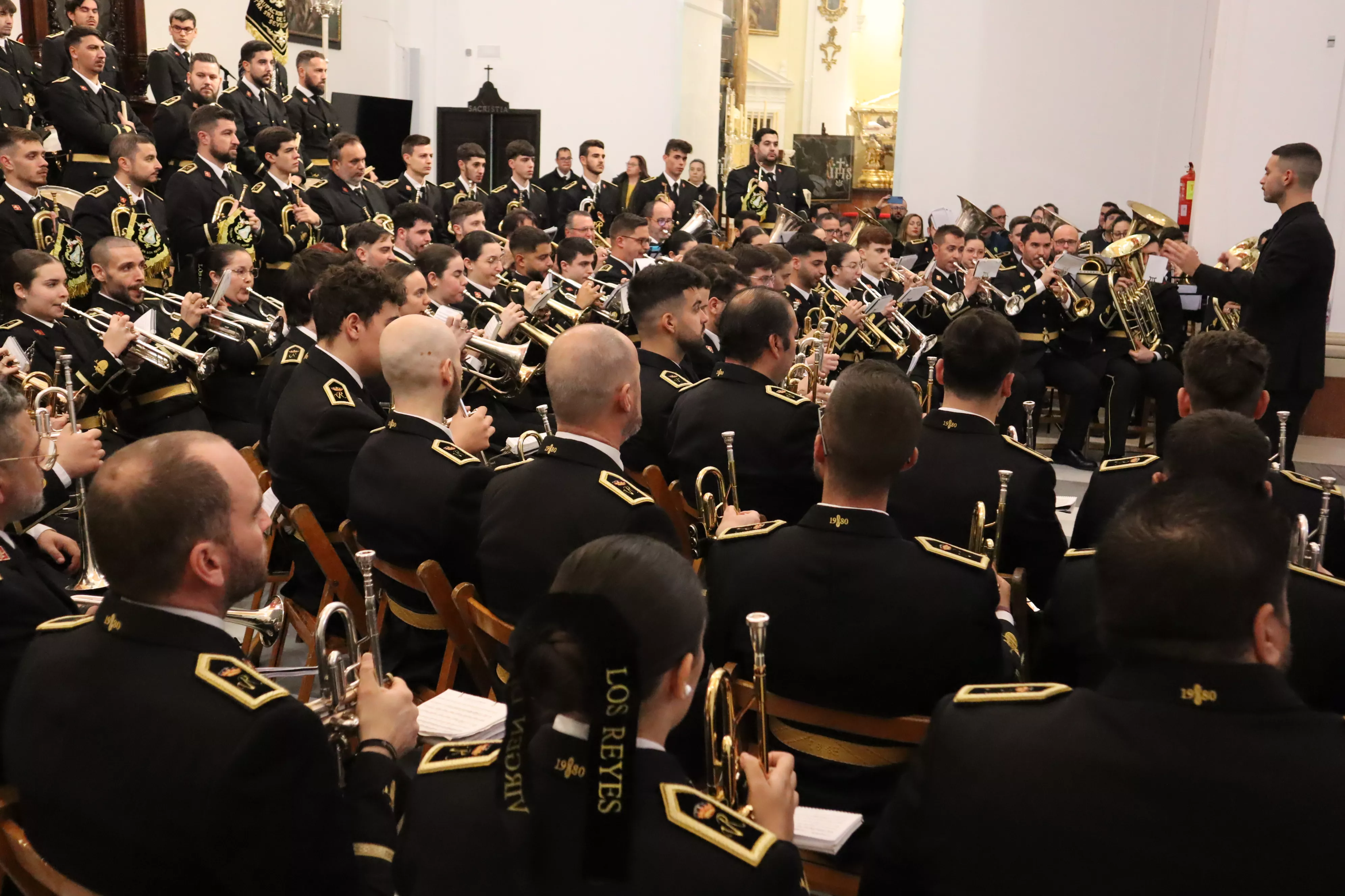 Concierto de la Agrupación Musical Virgen de los Reyes de Sevilla en Lucena