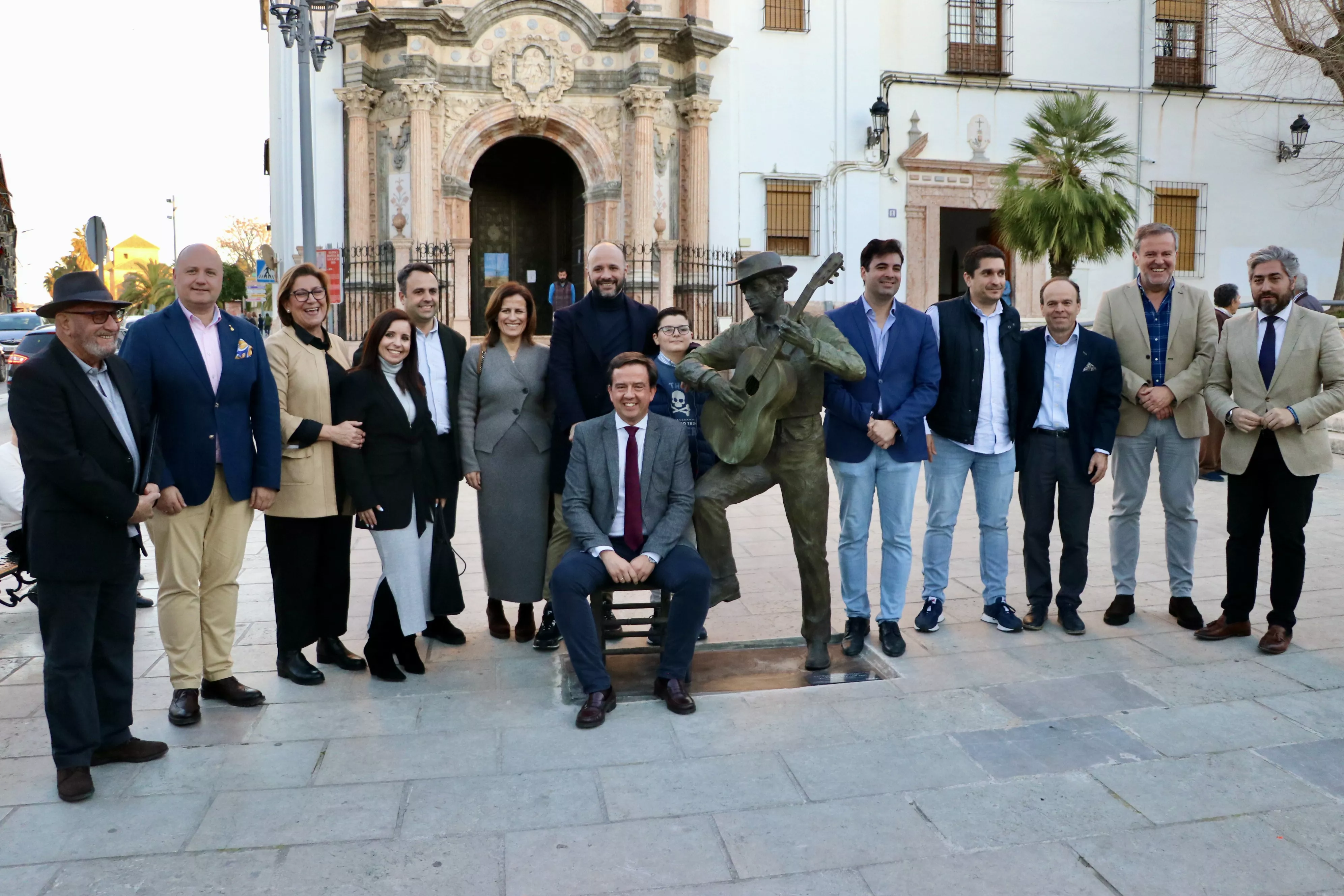 Inauguración de la escultura a Paco de Lucena