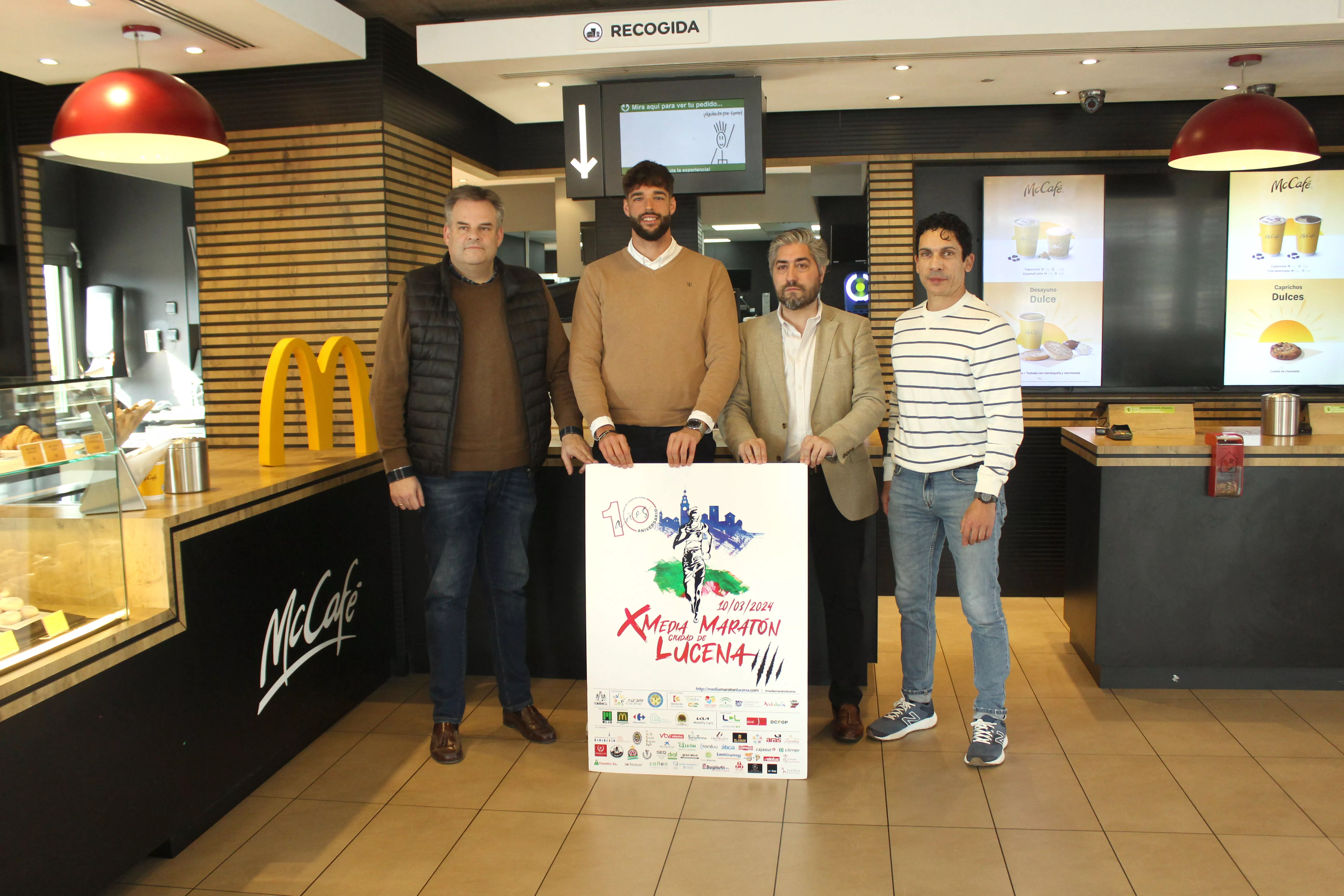 Presentación hoy en McDonalds de las novedades sobre la Media Maratón de Lucena
