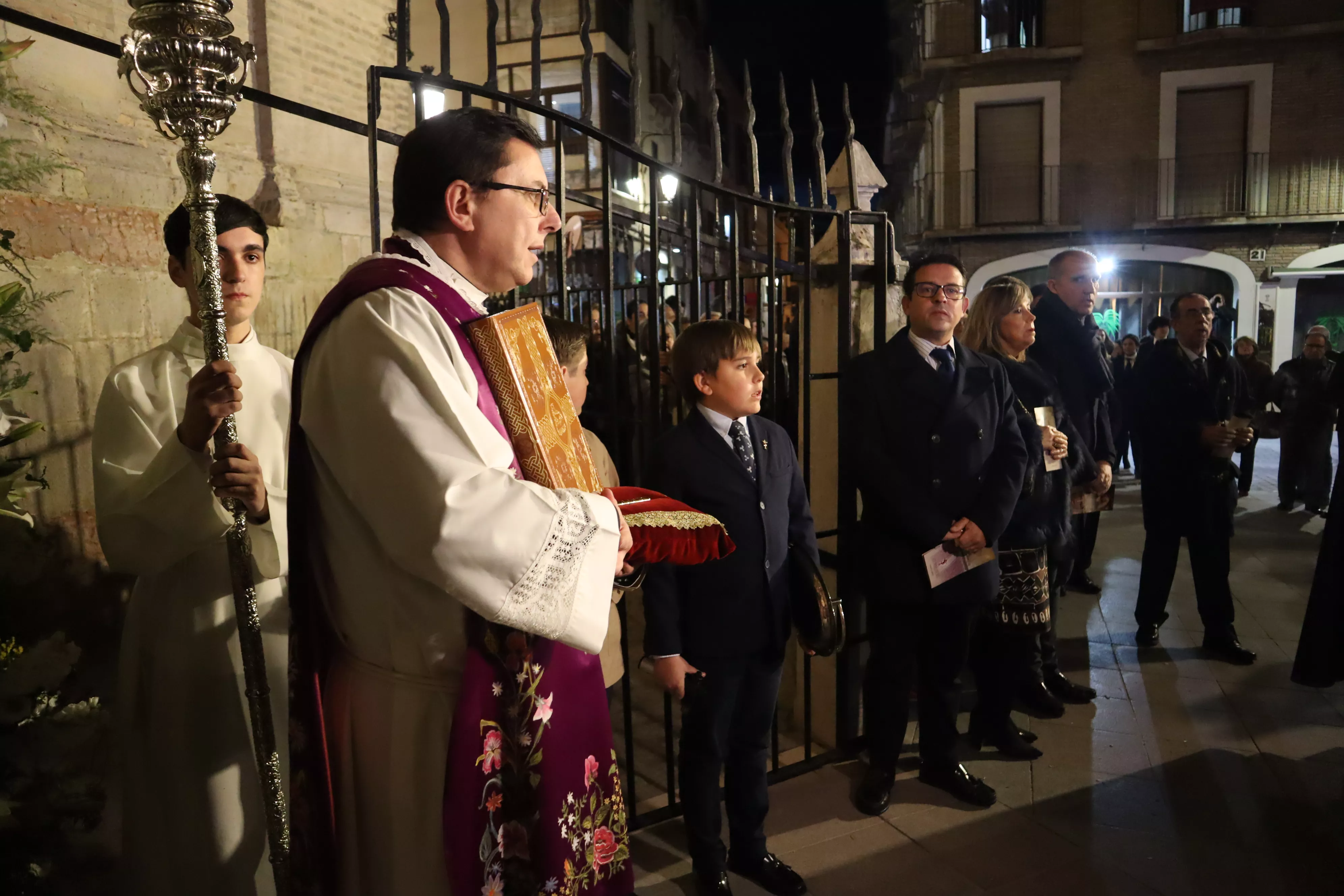 Apertura de la Puerta Santa con motivo del Centenario Fundacional de la Cofradía de la Sangre