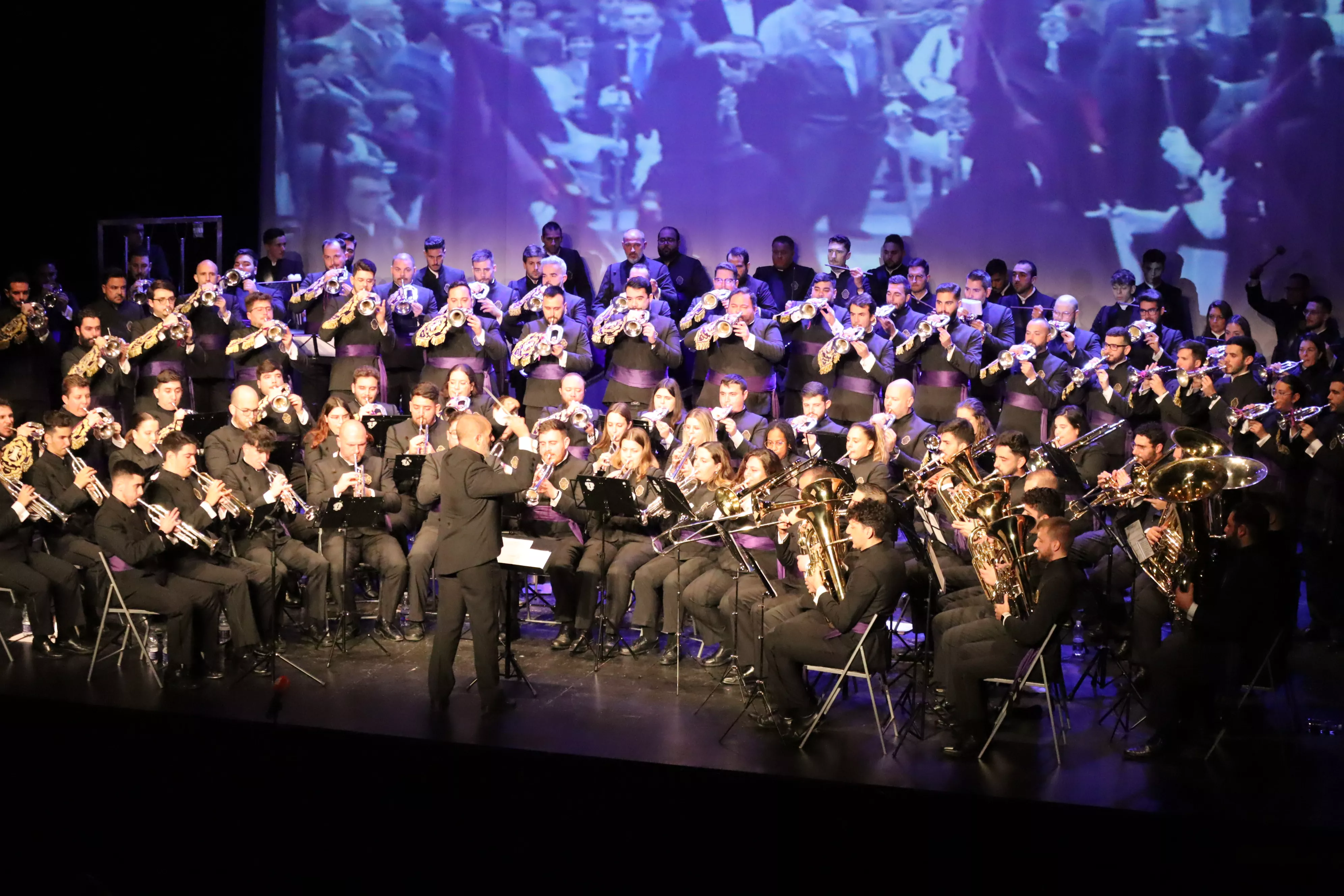 Concierto Columna Centenaria: Banda de cornetas y tambores Nuestra Señora de la Victoria "Las Cigarreras"