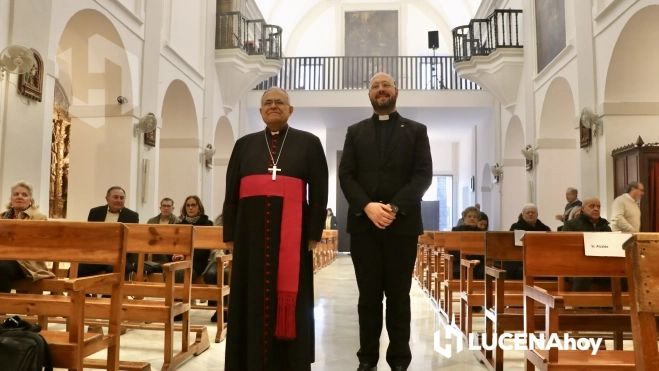 El Obispo de Córdoba, Demetrio González, junto al párroco, Eugenio Bujalance