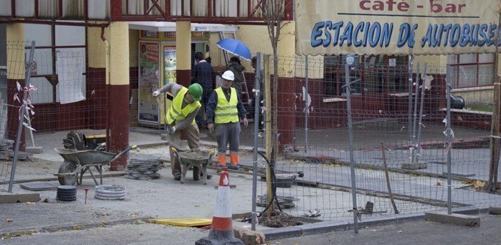  Comienzan las obras de la estación de autobuses, cofinanciadas por Diputación y Ayuntamiento 