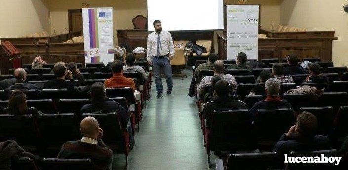  Actividad formativa sobre empleo en el Ayuntamiento de Lucena. Archivo 