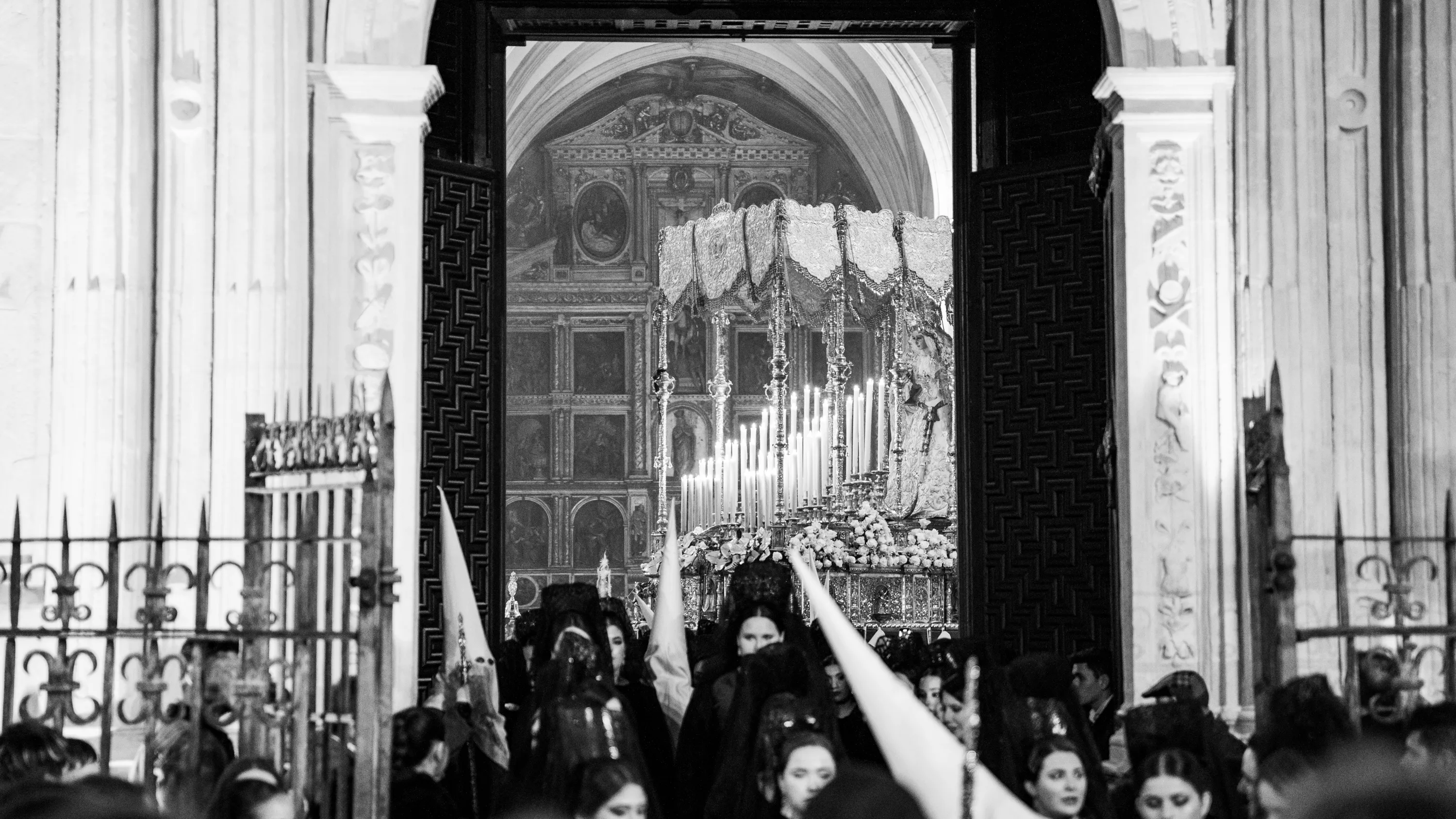 Semana Santa 2024   Martes Santo   AMOR Y PAZ (22)