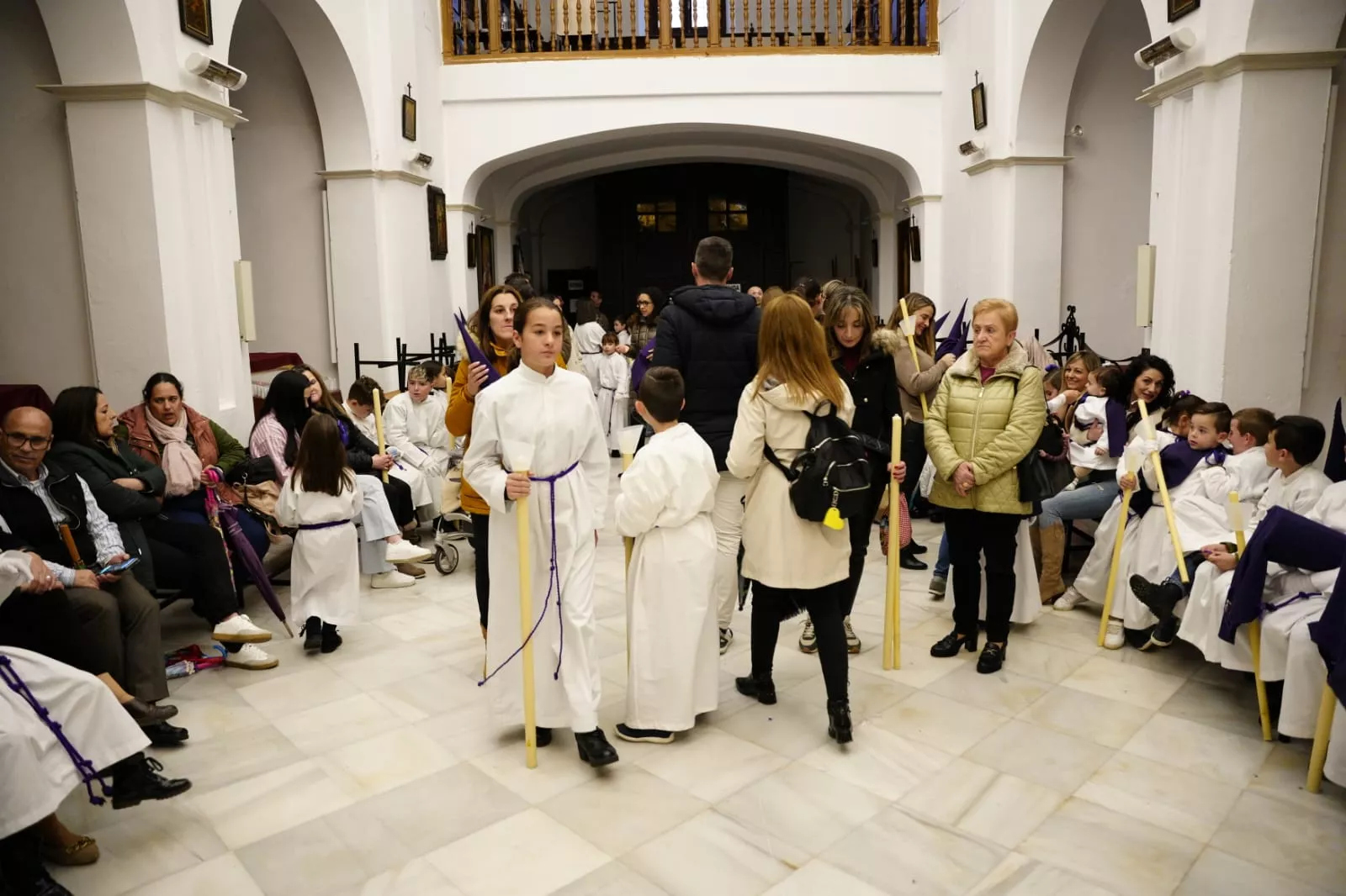 Una imagen del interior de la parroquia de la Sagrada Familia