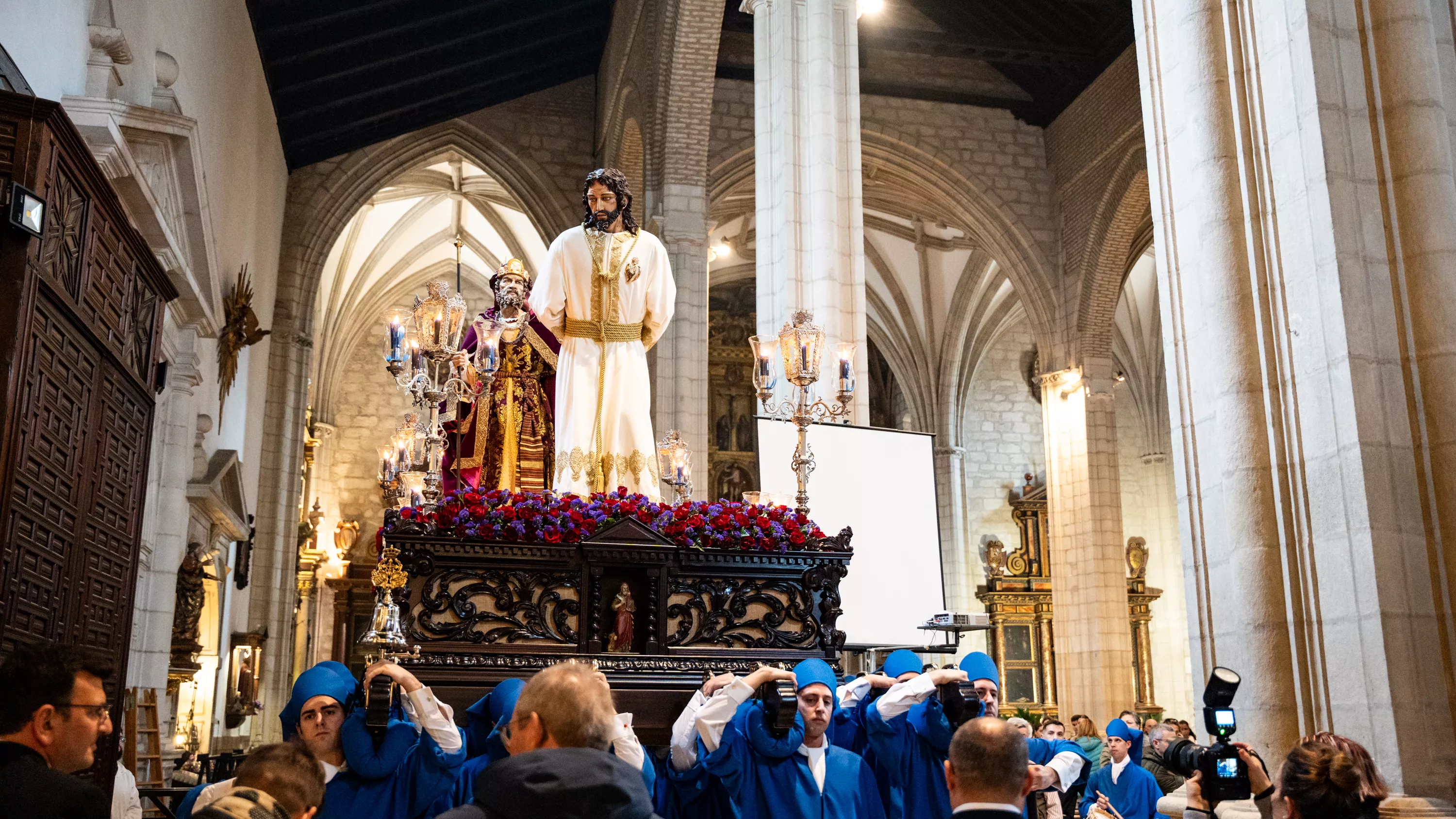 Semana Santa 2024   Jueves Santo   CARIDAD (20)