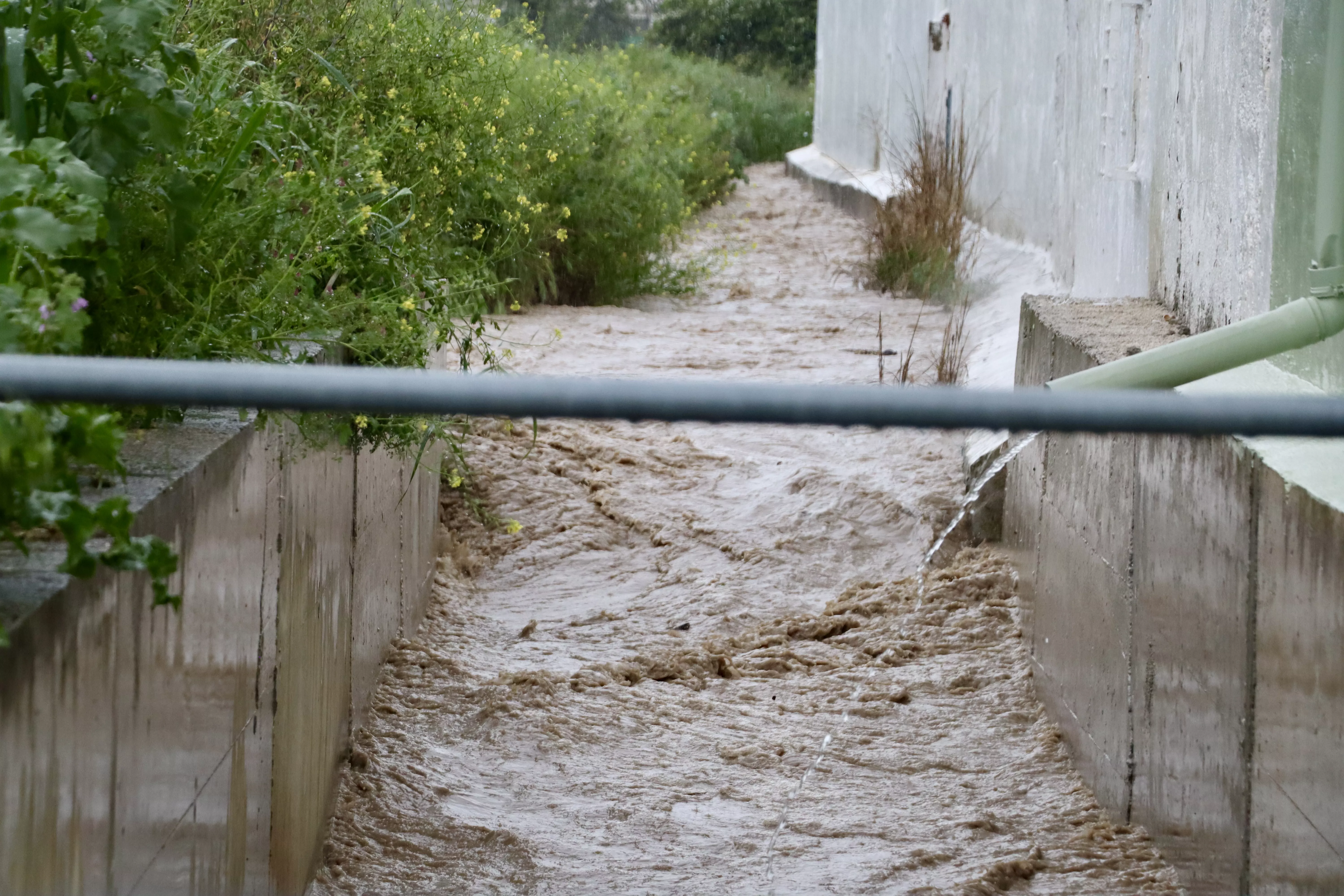 La tormenta deja problemas en distintos puntos de Lucena