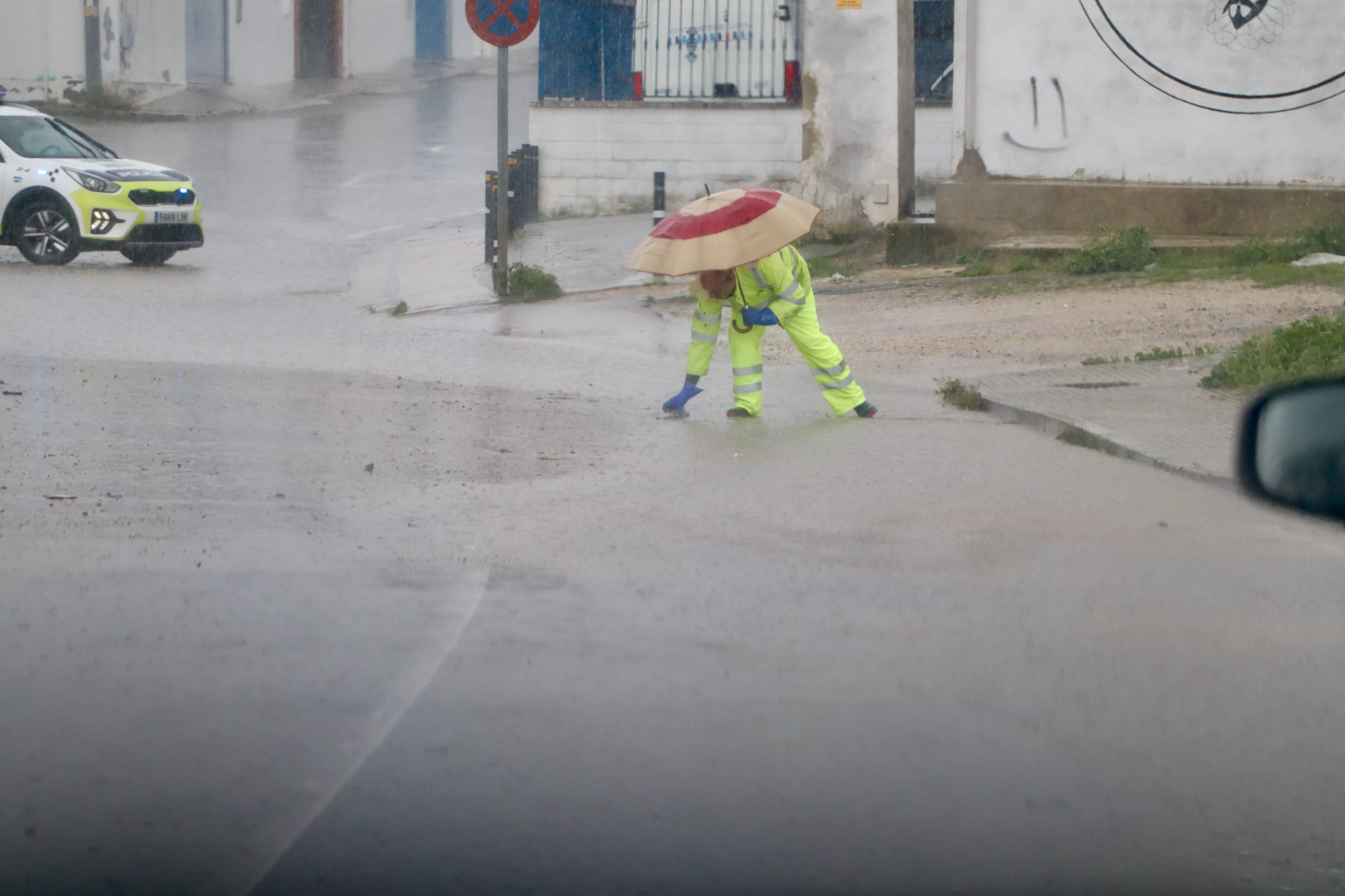La tormenta deja problemas en distintos puntos de Lucena