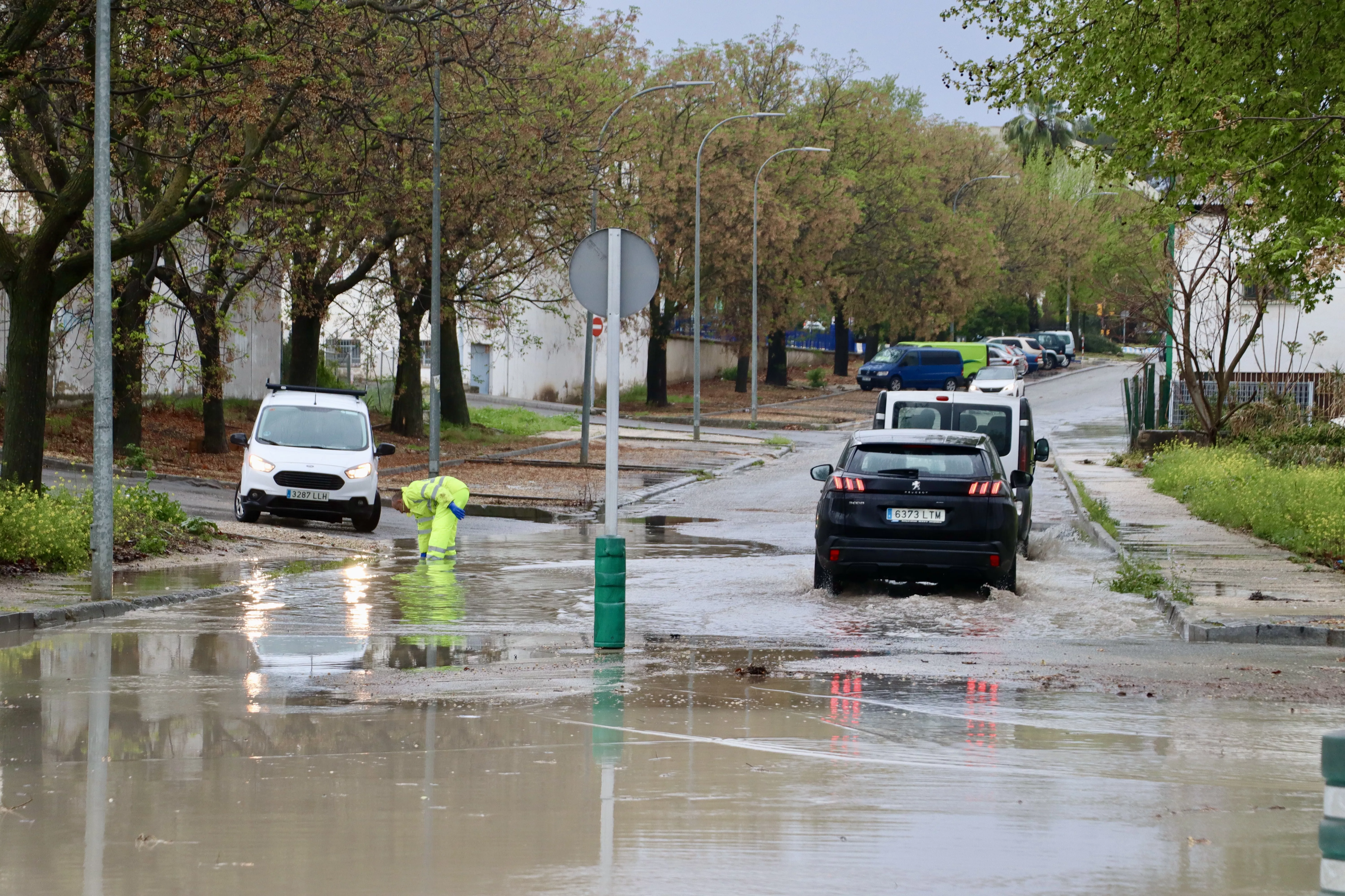 La tormenta deja problemas en distintos puntos de Lucena