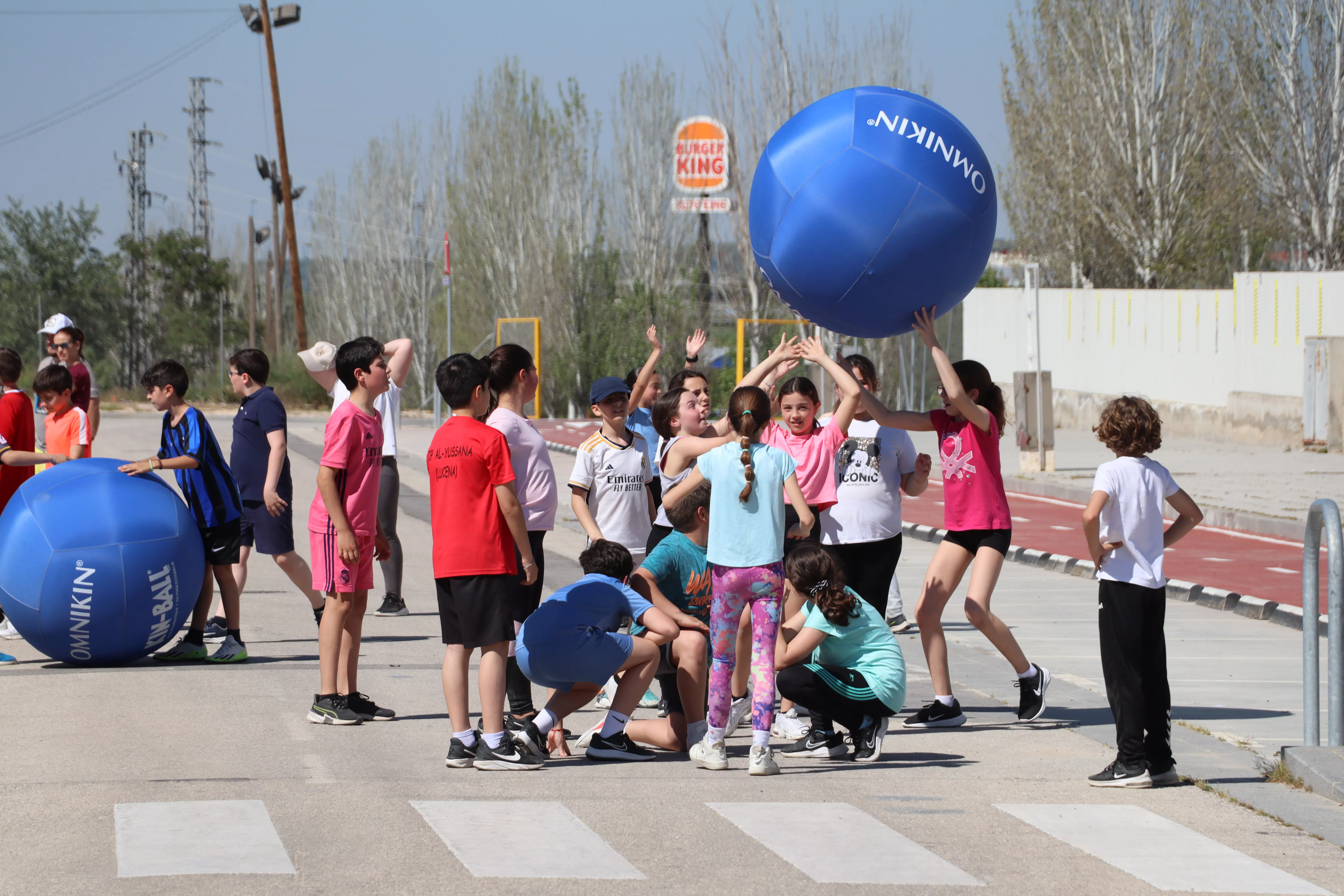 Lucena celebra el Día de la Educación Física en la Calle