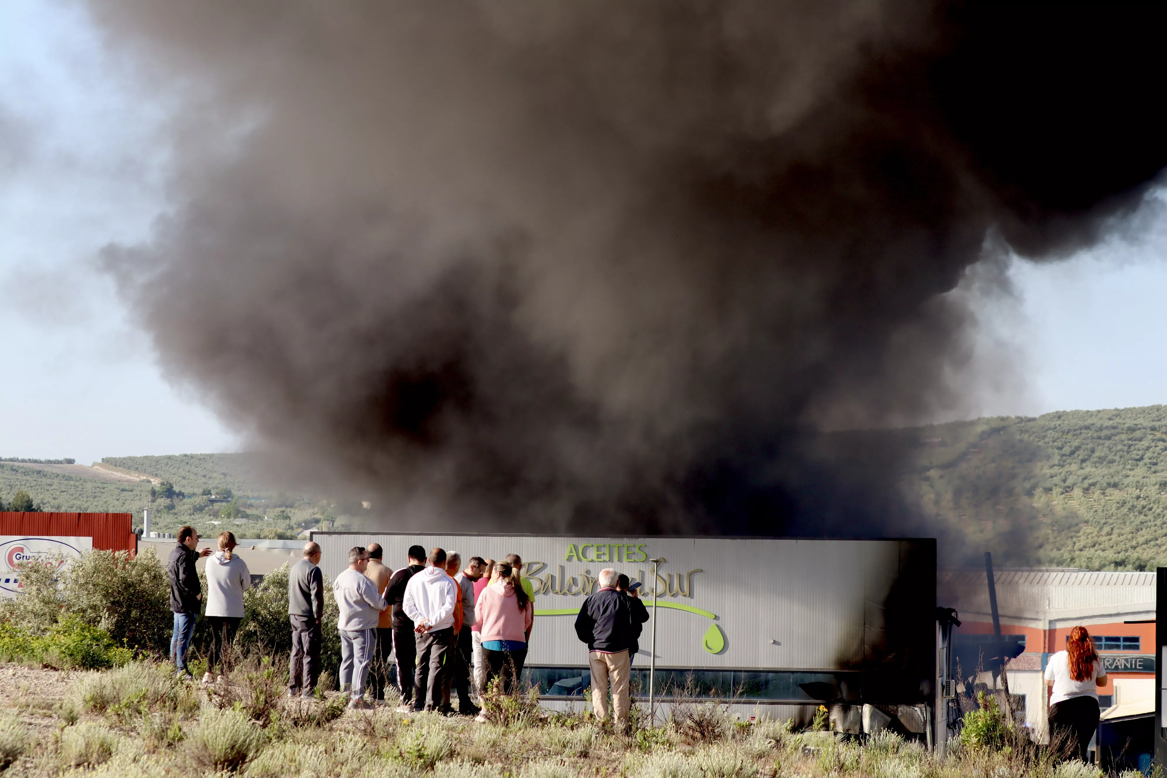 Incendio en la empresa Balcón del Sur de Lucena