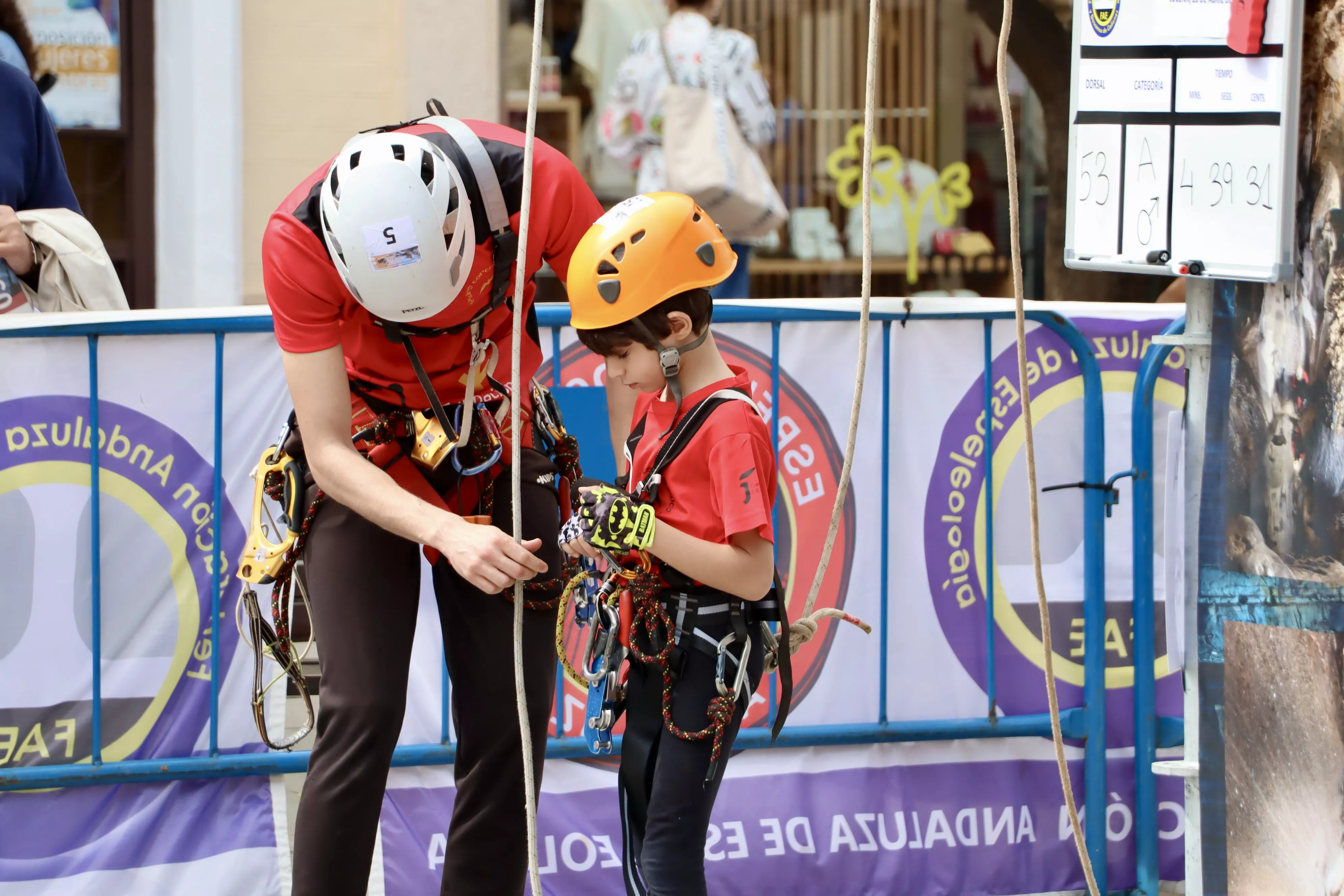 Campeonato Andaluz de Técnicas de Progresión Vertical (TPV) en Espeleología en Lucena