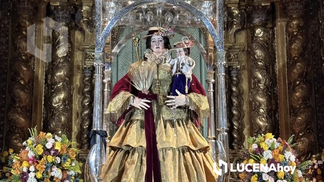 La Virgen de Araceli, ya preparada para la Bajada en su trono romero en el Santuario