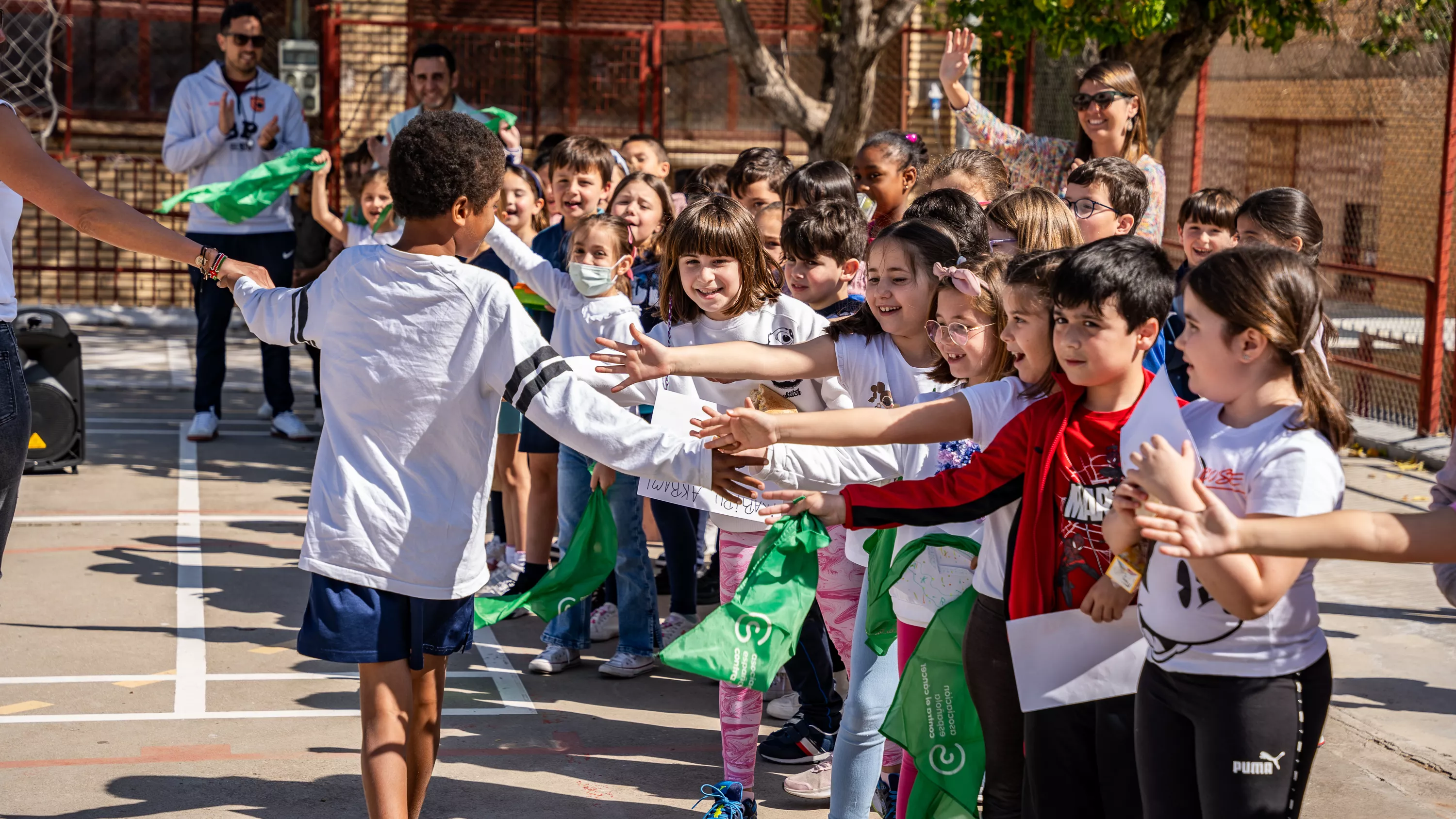 El Carmen apadrina la operación de un niño keniata a través de Infancia Solidaria