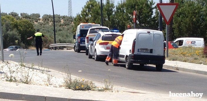  Un hombre resulta herido en la colisión entre un turismo y una moto en el PPO1 