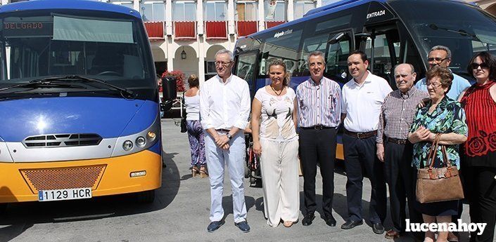  Se presentan los nuevos autobuses urbanos, que llegarán al área del Zarpazo y los centros educativos 
