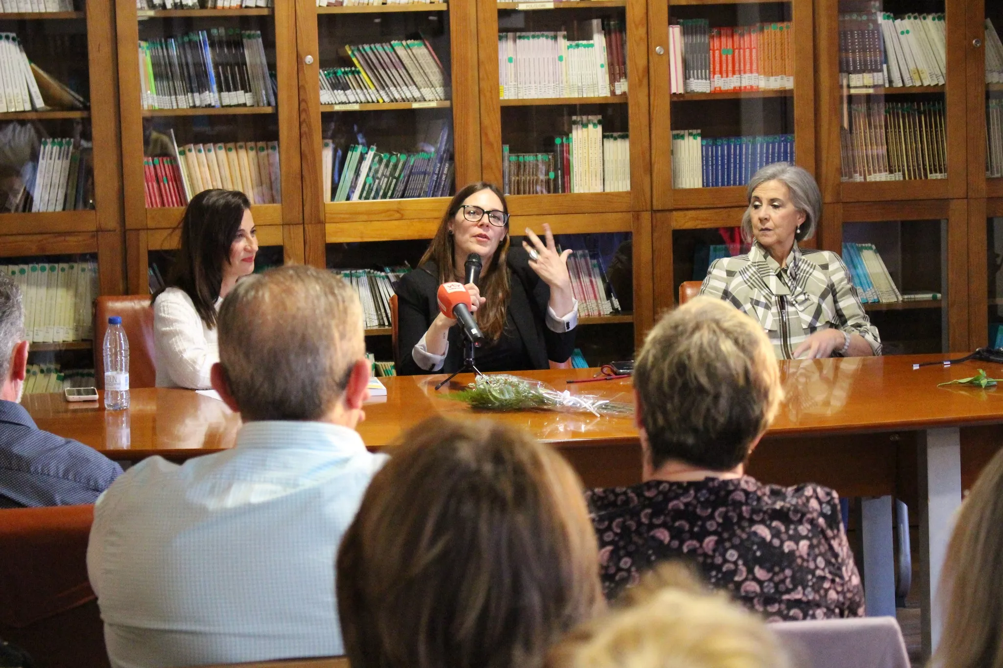 Presentación de "Contigo", de la lucentina Mamen Jiménez Romero