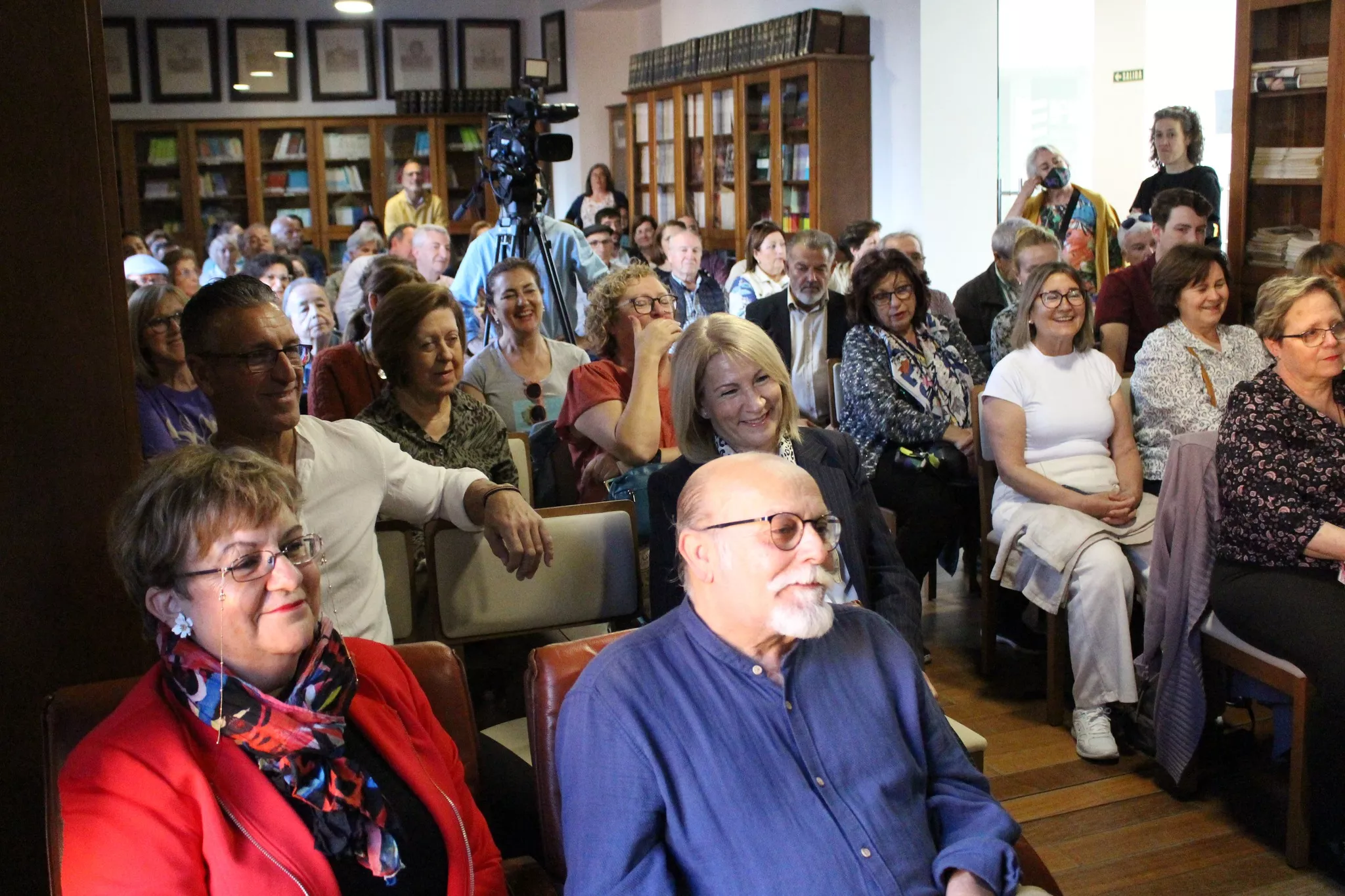 Presentación de "Contigo", de la lucentina Mamen Jiménez Romero