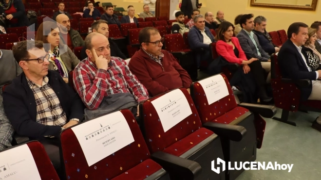 Asistentes a la presentación de AMALU Asistentes a la presentación de AMALU
