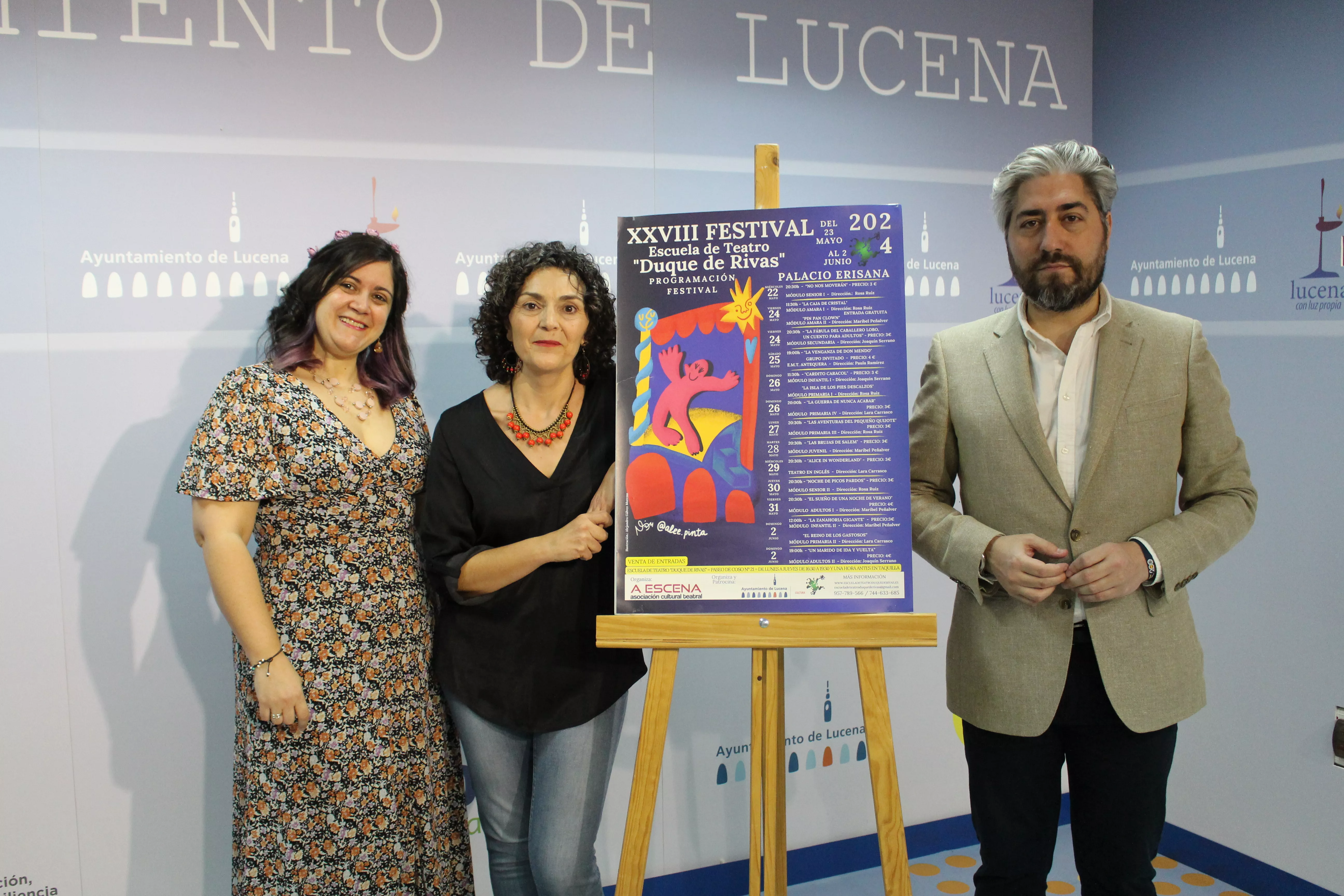 Francisco Barbancho, Maribel Peñalver y Paula Díaz durante la presentación del festival de teatro de la Escuela "Duque de Rivas"