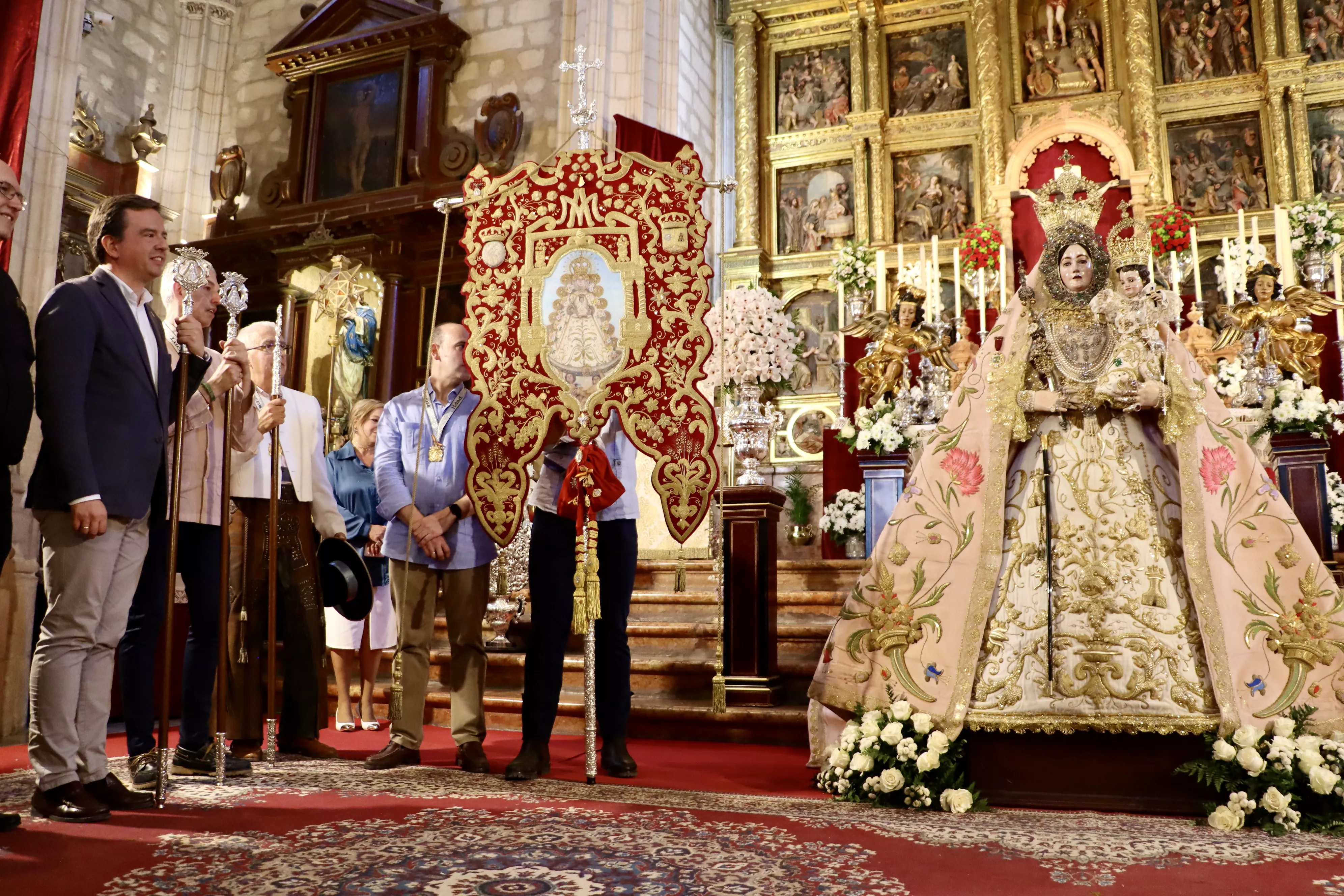 Salida de la Hermandad del Rocío de Lucena 2024 Salida de la Hermandad del Rocío de Lucena 2024