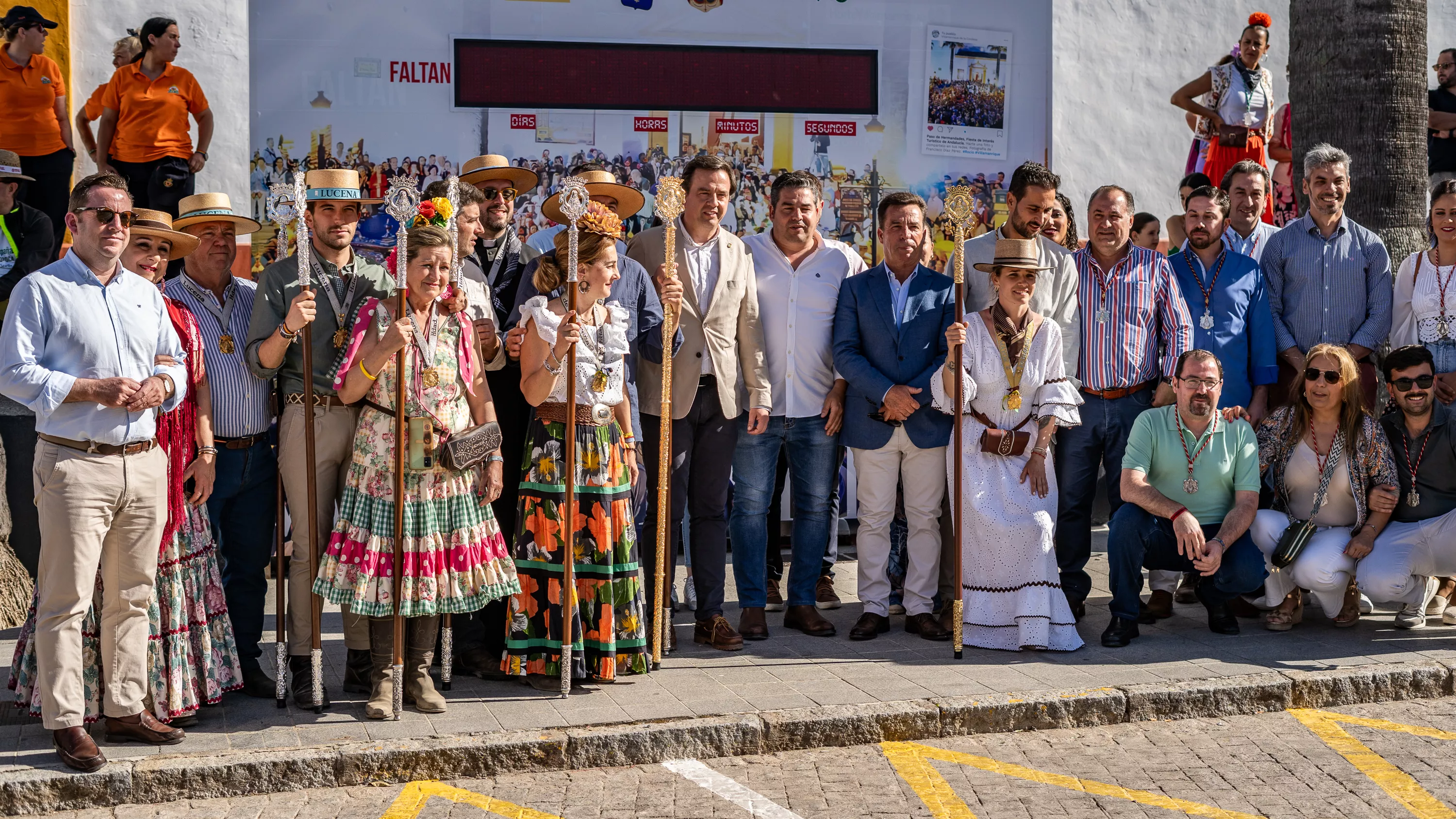 El camino de la Hermandad del Rocío de Lucena El camino de la Hermandad del Rocío de Lucena