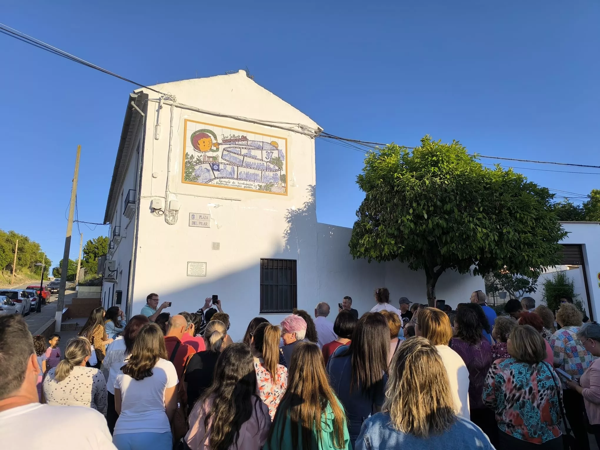 Inauguración del mural de José Sillero en Las Navas