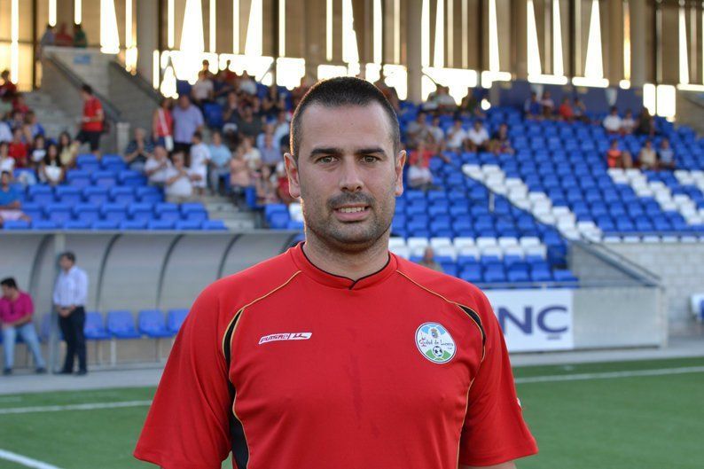 Galería: Presentación del Ciudad de Lucena e imágenes del partido entre el equipo de Sarmiento y el Atlético Mancha Real Galería: Presentación del Ciudad de Lucena e imágenes del partido entre el equipo de Sarmiento y el Atlético Mancha Real