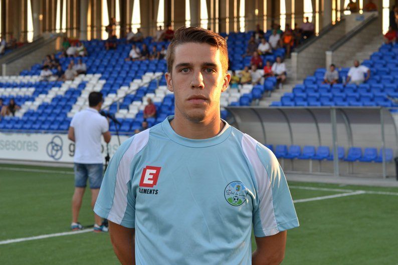 Galería: Presentación del Ciudad de Lucena e imágenes del partido entre el equipo de Sarmiento y el Atlético Mancha Real Galería: Presentación del Ciudad de Lucena e imágenes del partido entre el equipo de Sarmiento y el Atlético Mancha Real