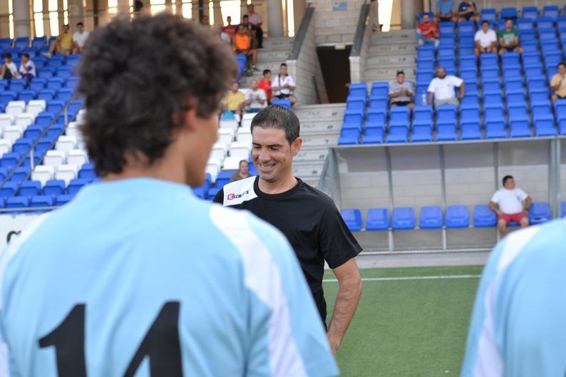 Galería: Presentación del Ciudad de Lucena e imágenes del partido entre el equipo de Sarmiento y el Atlético Mancha Real Galería: Presentación del Ciudad de Lucena e imágenes del partido entre el equipo de Sarmiento y el Atlético Mancha Real