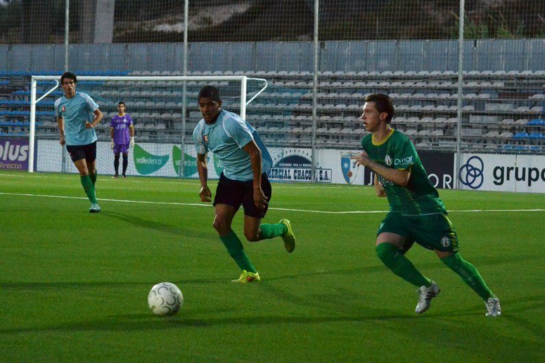 Galería: Presentación del Ciudad de Lucena e imágenes del partido entre el equipo de Sarmiento y el Atlético Mancha Real Galería: Presentación del Ciudad de Lucena e imágenes del partido entre el equipo de Sarmiento y el Atlético Mancha Real
