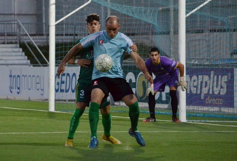 Galería: Presentación del Ciudad de Lucena e imágenes del partido entre el equipo de Sarmiento y el Atlético Mancha Real Galería: Presentación del Ciudad de Lucena e imágenes del partido entre el equipo de Sarmiento y el Atlético Mancha Real