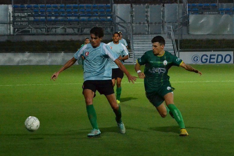 Galería: Presentación del Ciudad de Lucena e imágenes del partido entre el equipo de Sarmiento y el Atlético Mancha Real Galería: Presentación del Ciudad de Lucena e imágenes del partido entre el equipo de Sarmiento y el Atlético Mancha Real