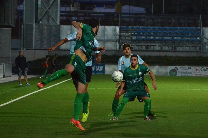 Galería: Presentación del Ciudad de Lucena e imágenes del partido entre el equipo de Sarmiento y el Atlético Mancha Real Galería: Presentación del Ciudad de Lucena e imágenes del partido entre el equipo de Sarmiento y el Atlético Mancha Real